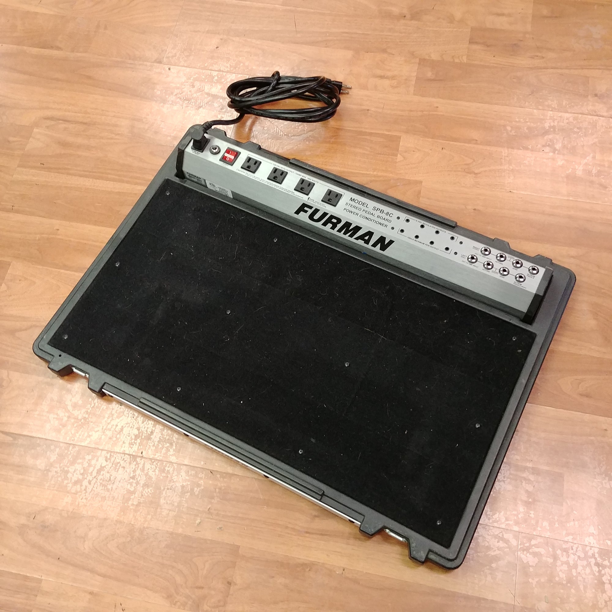 Furman SPB-8C Pedal Board w/ Power Conditioner