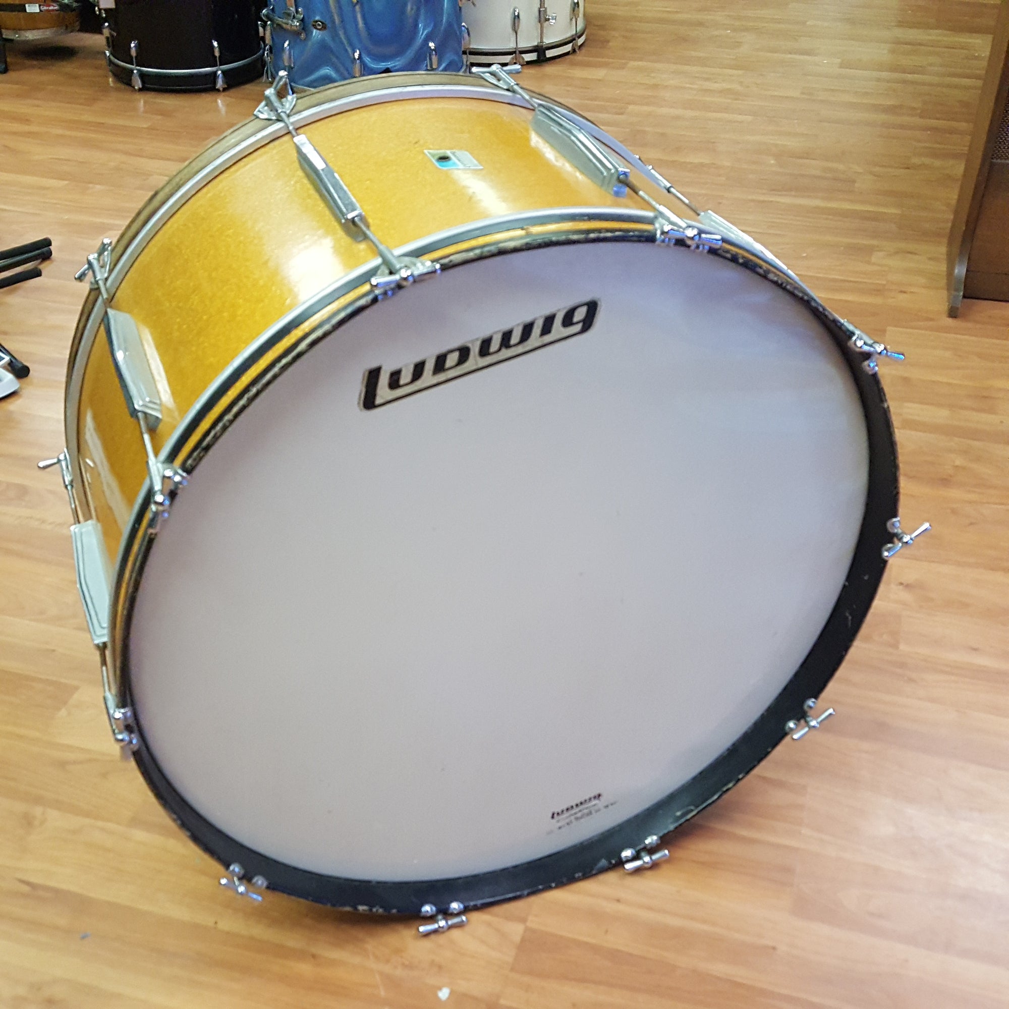 Ludwig 28" x 15" Bass Drum 1971 Gold Sparkle