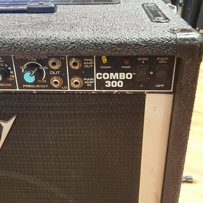 Peavey Combo 300 Bass Combo Amp