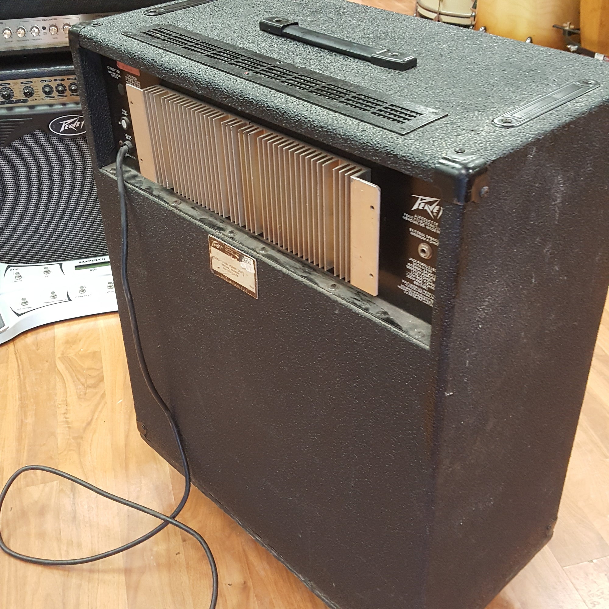 Peavey Combo 300 Bass Combo Amp