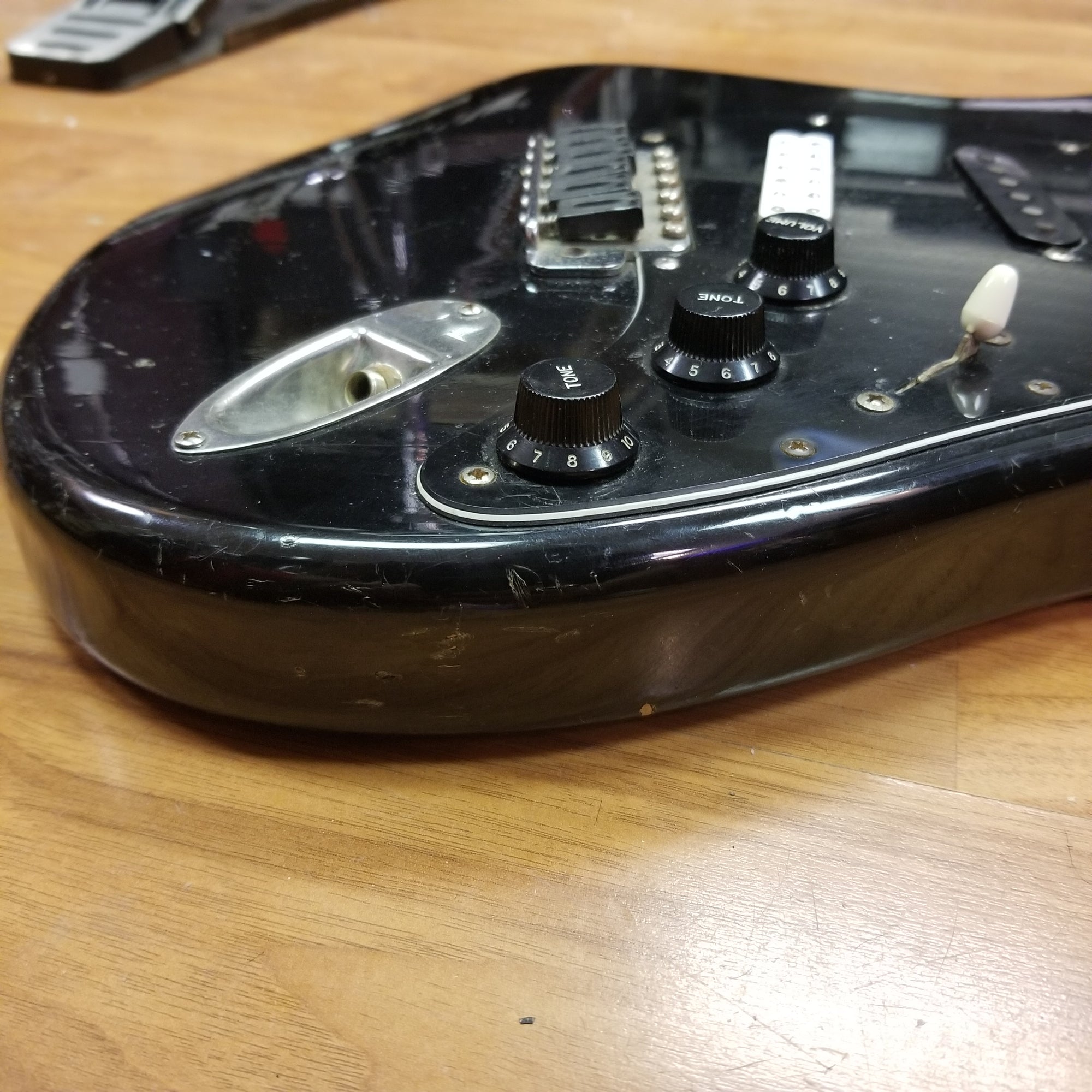 Squier 1980's Body with 3 Hole Neck Joint. SQ Series with Plate