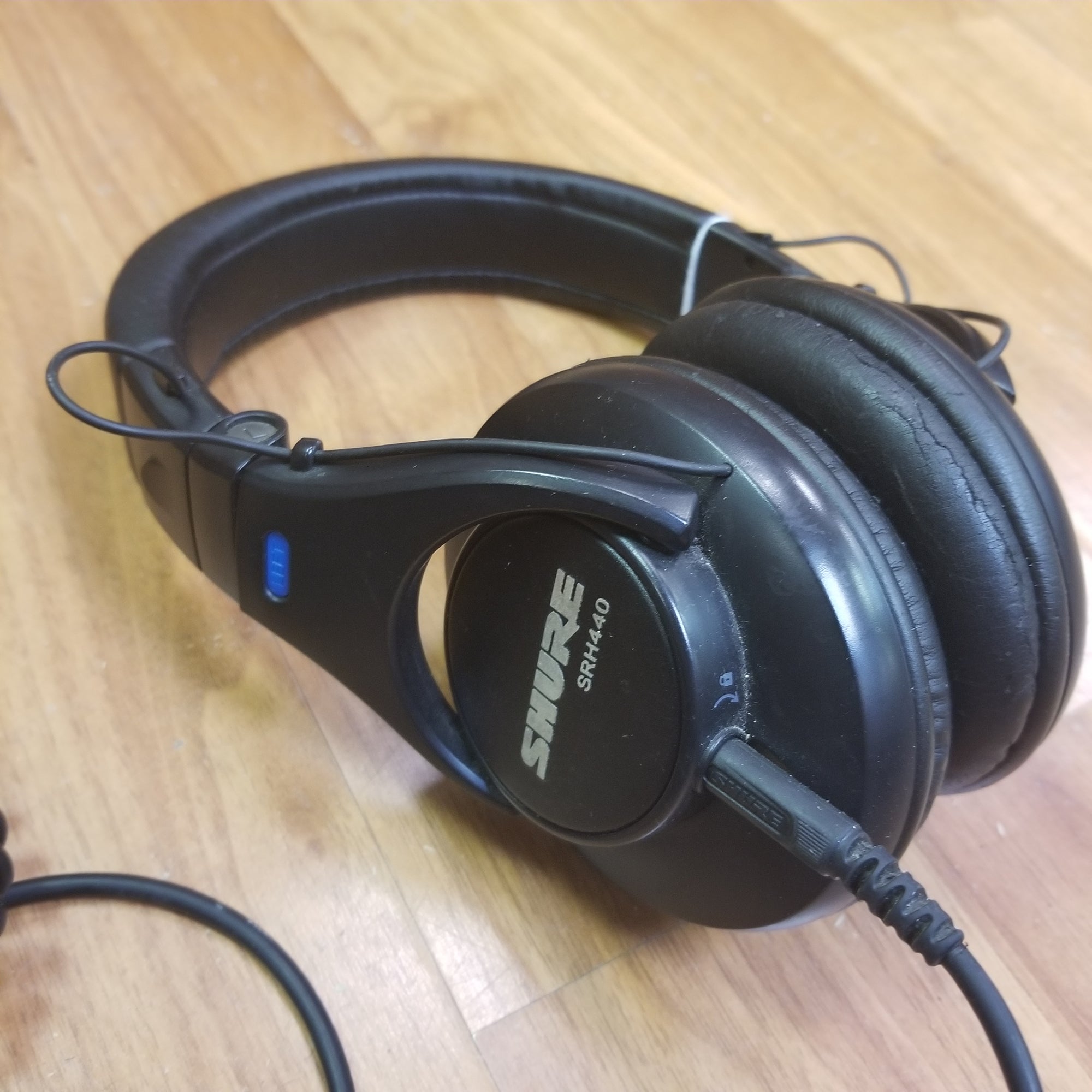 Shure SRH440 Headphones