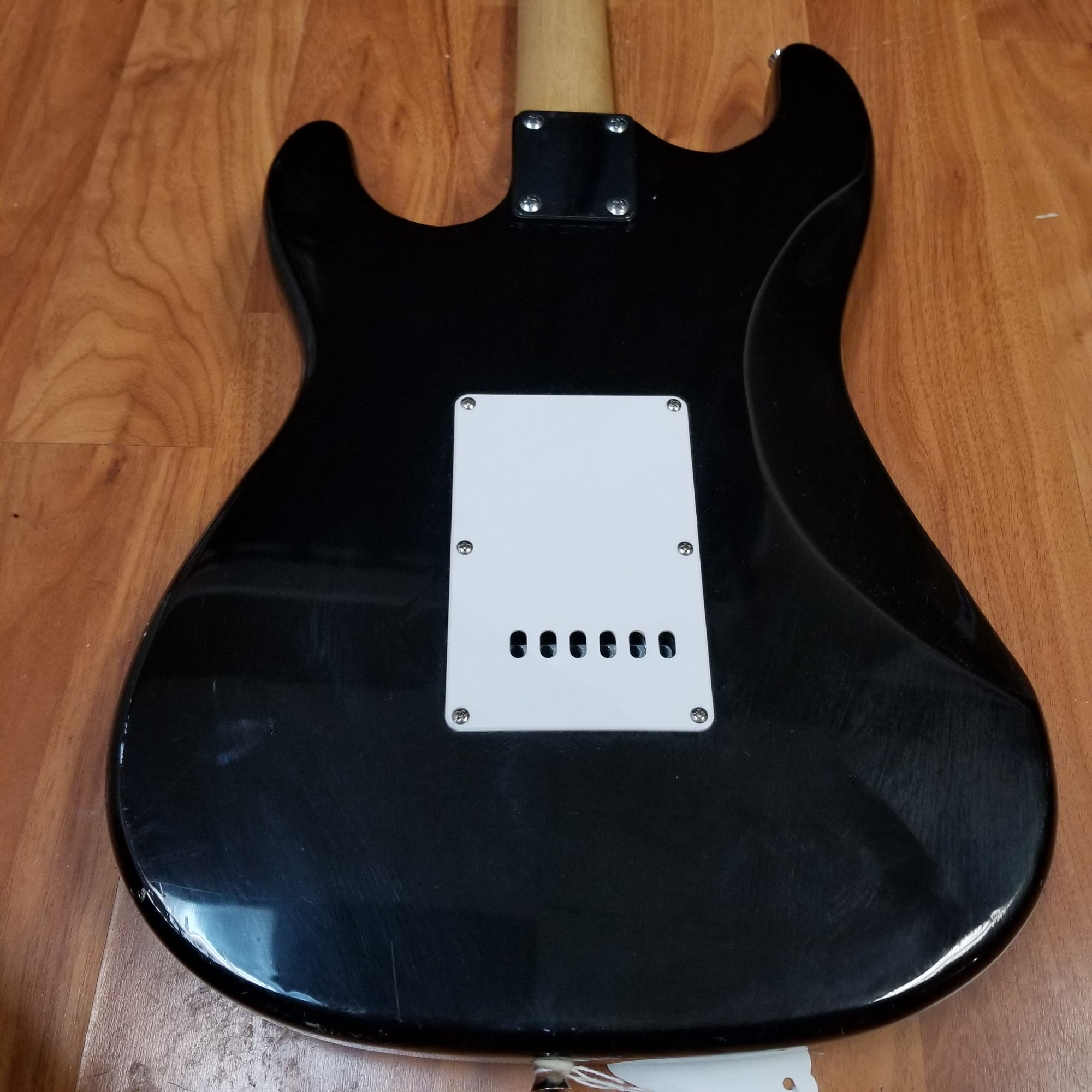 Sky Strat Style Guitar