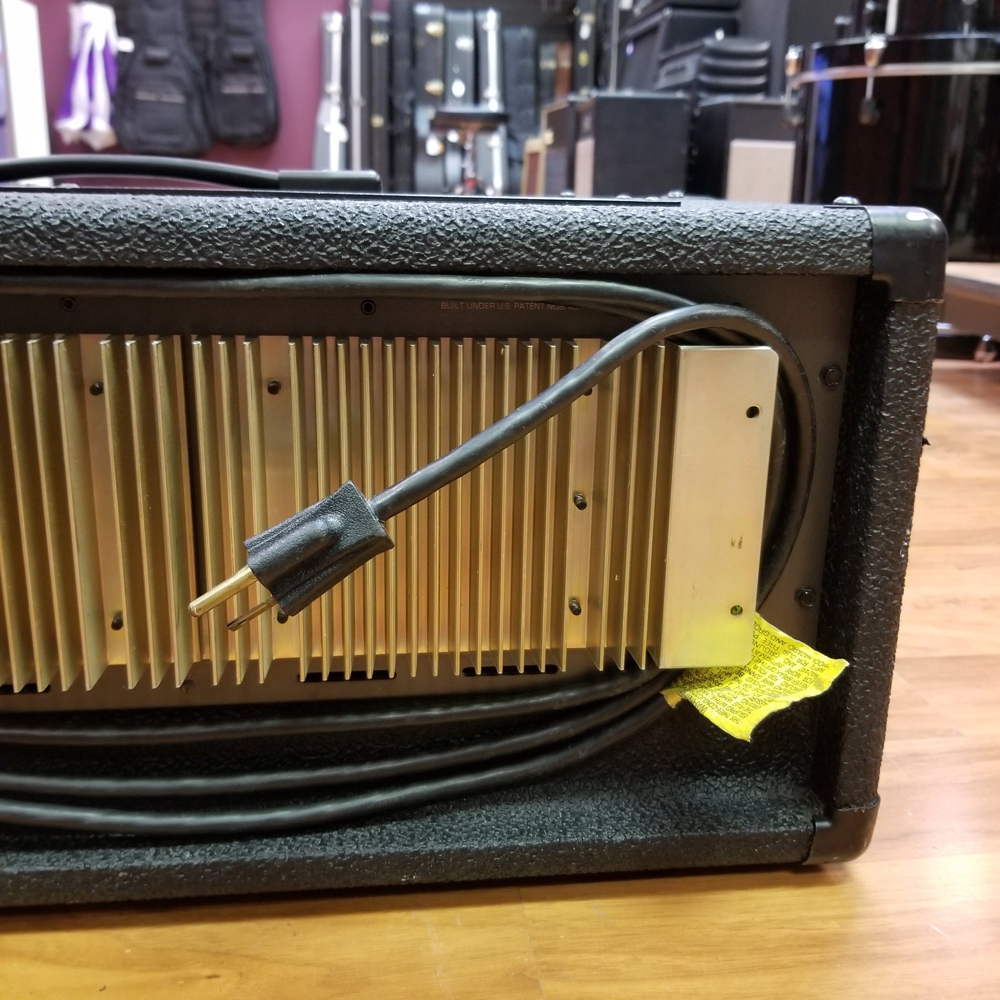 Peavey XR 600C Powered Mixer