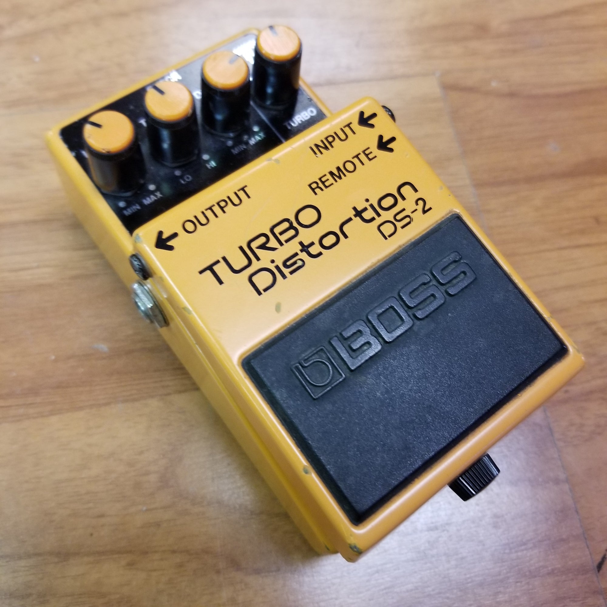 BOSS DS-2 TURBO Distortion 美品 Amazon.com: Boss DS-2 Turbo Distortion Pedal with Remote