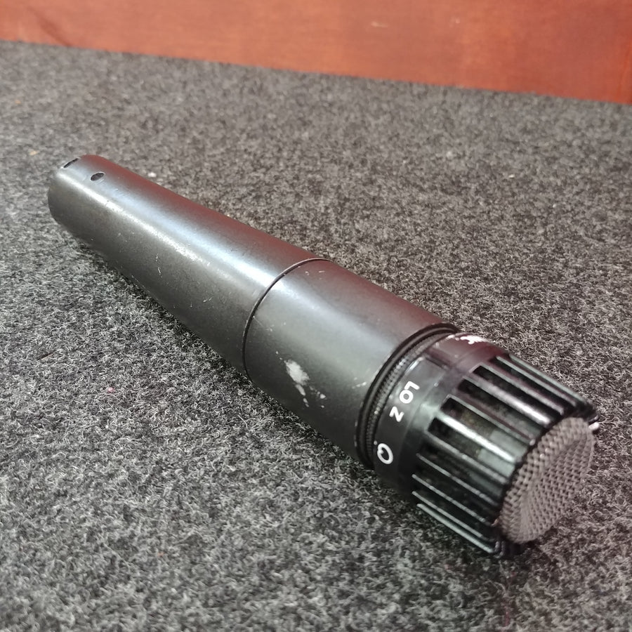 Shure SM57 Dynamic Microphone