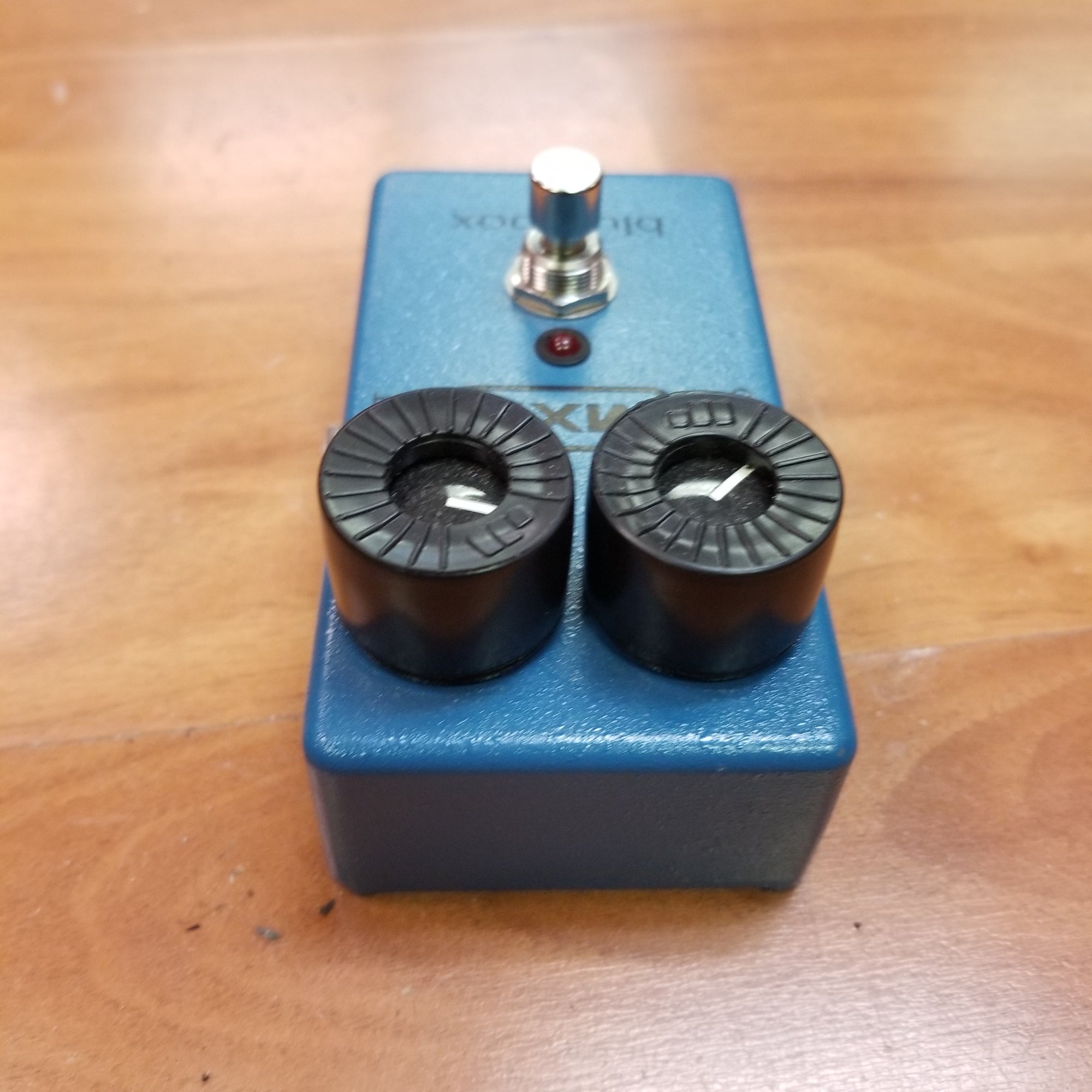 MXR Blue Box Octave Fuzz Pedal - Evolution Music