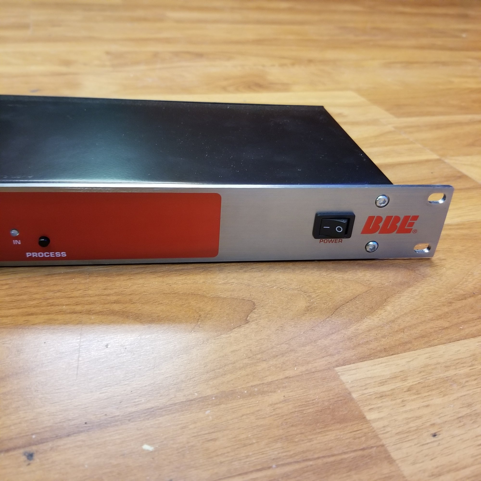 BBE 382i Sonic Maximizer - Evolution Music