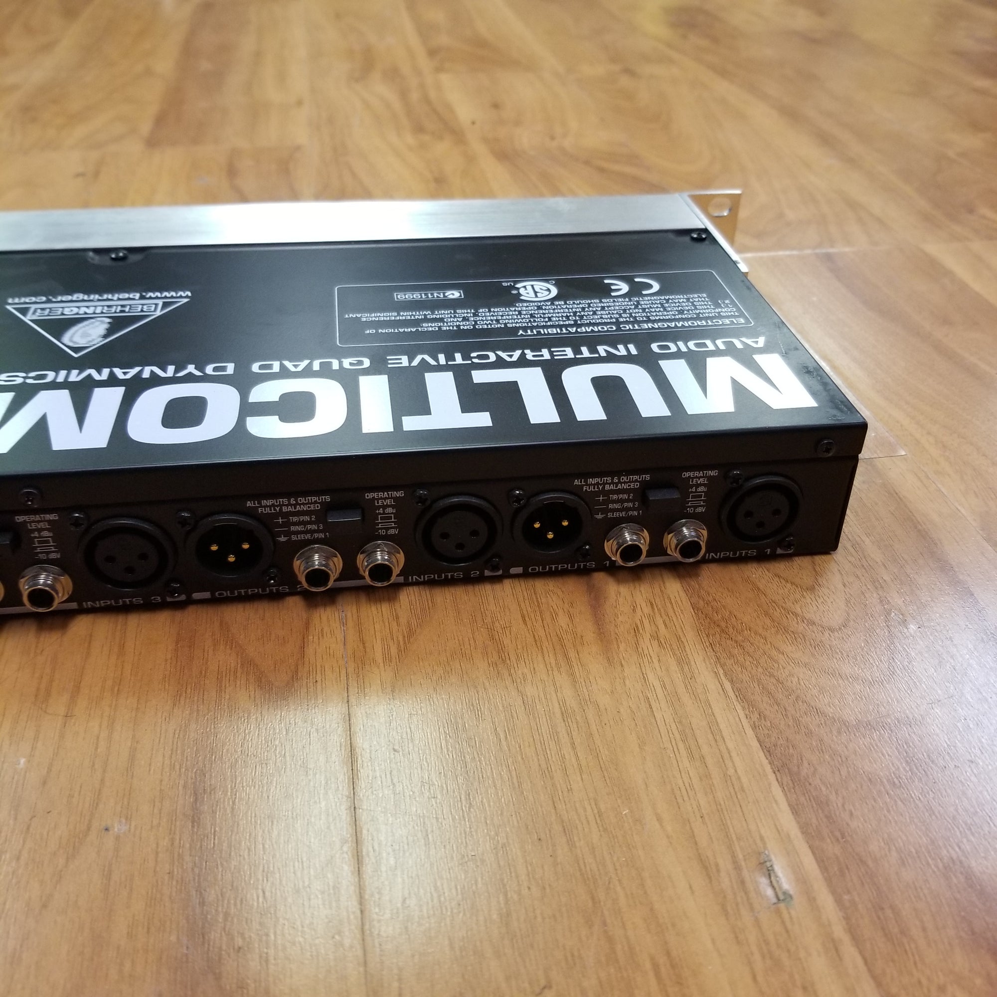 Behringer MDX4600 4 Channel Expander Gate/Compressor/Limiter w