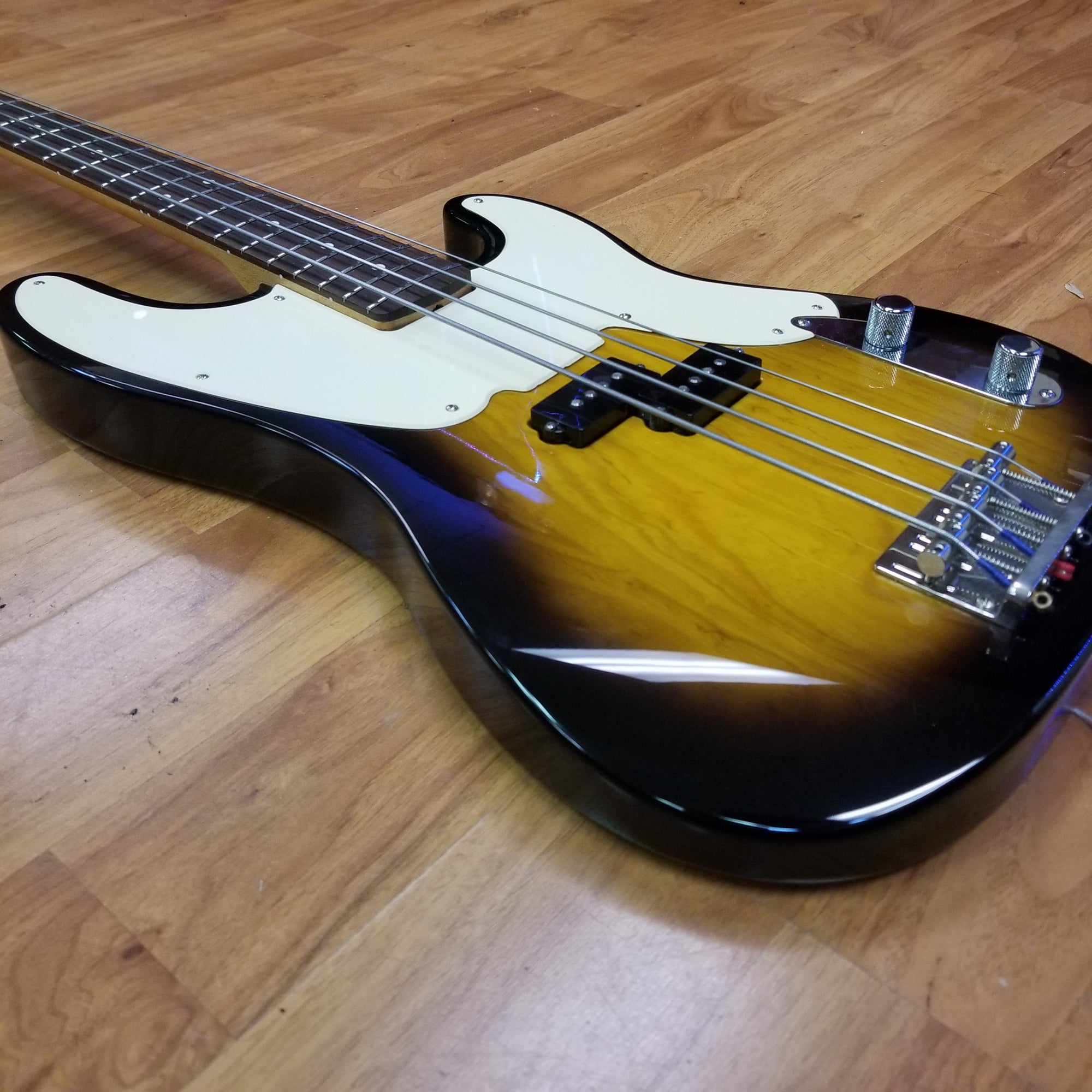 Partscaster Tele Bass