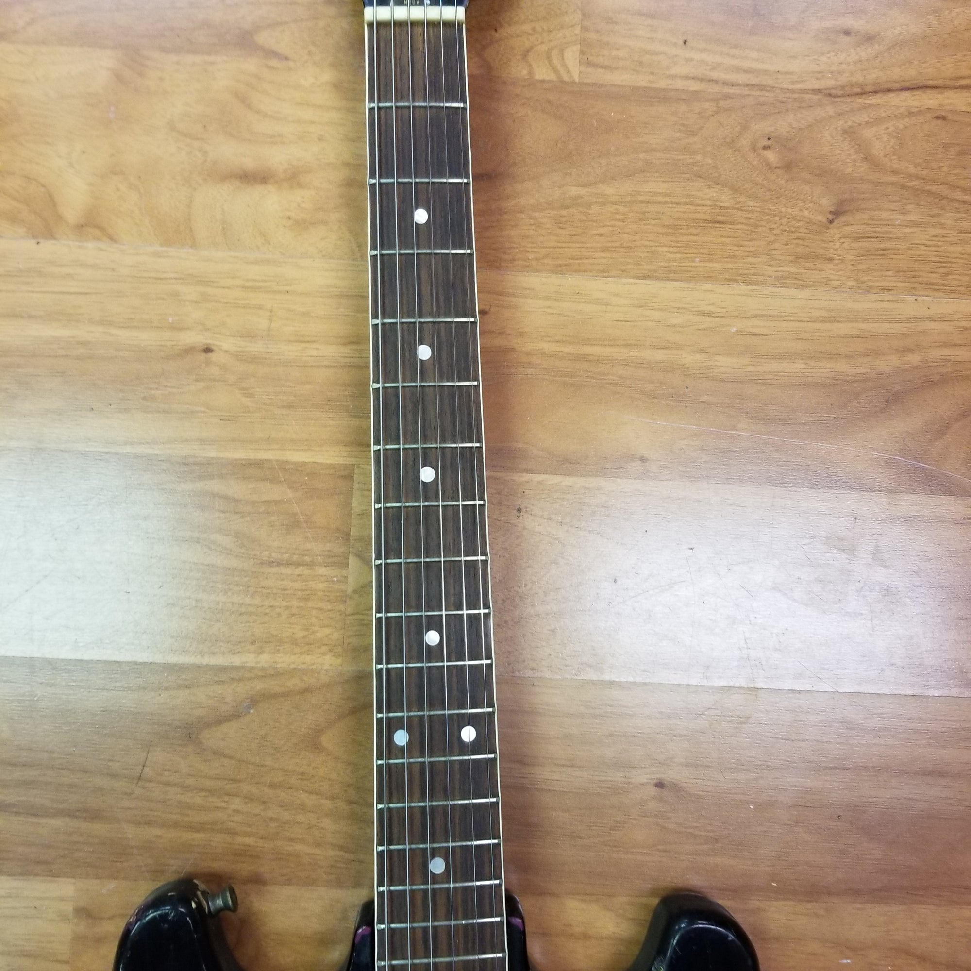 Vintage Made in Japan Electric Guitar w/ Gold Foil Pickup
