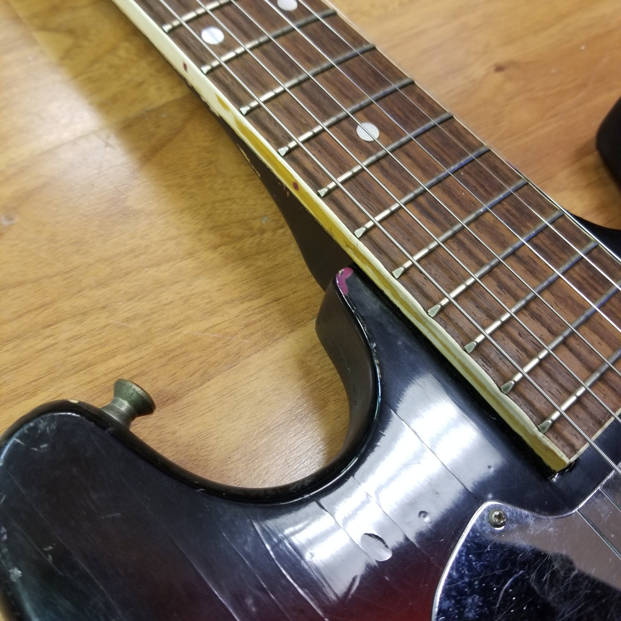 Vintage Made in Japan Electric Guitar w/ Gold Foil Pickup