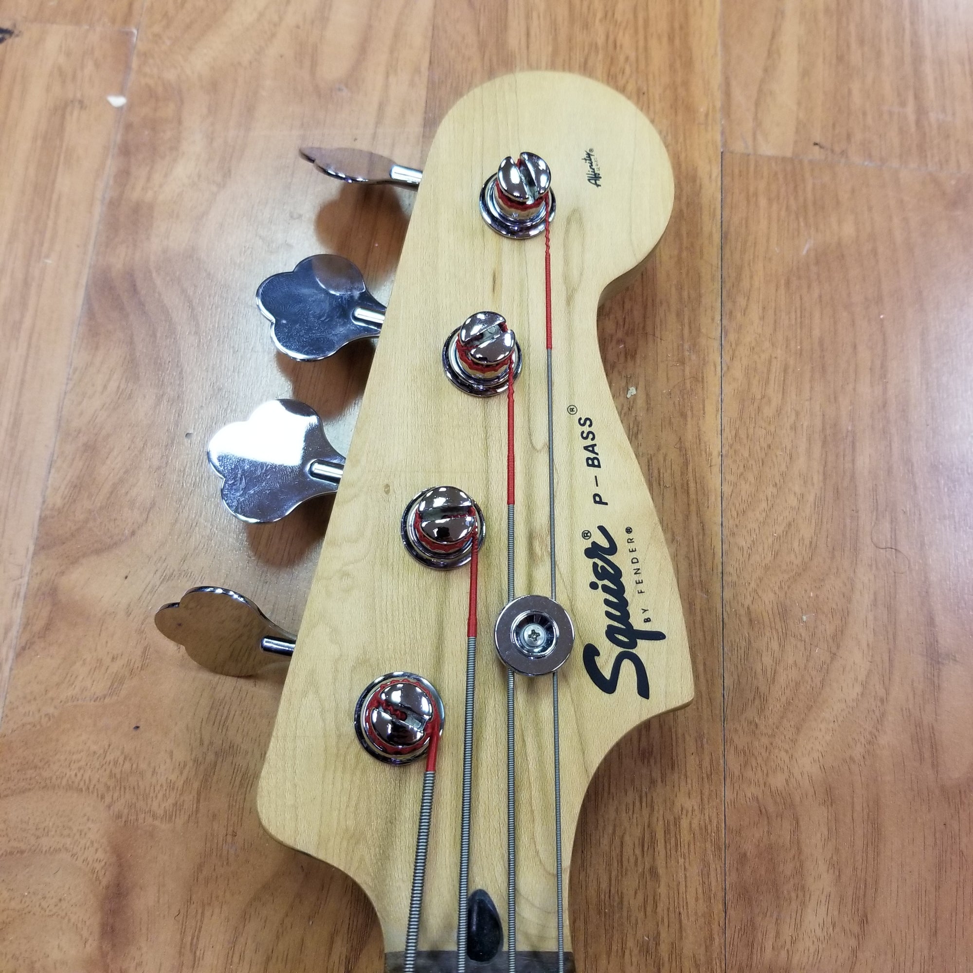 Squier by Fender Precision Bass 『値下げ交渉可』 s-l1200.jpg