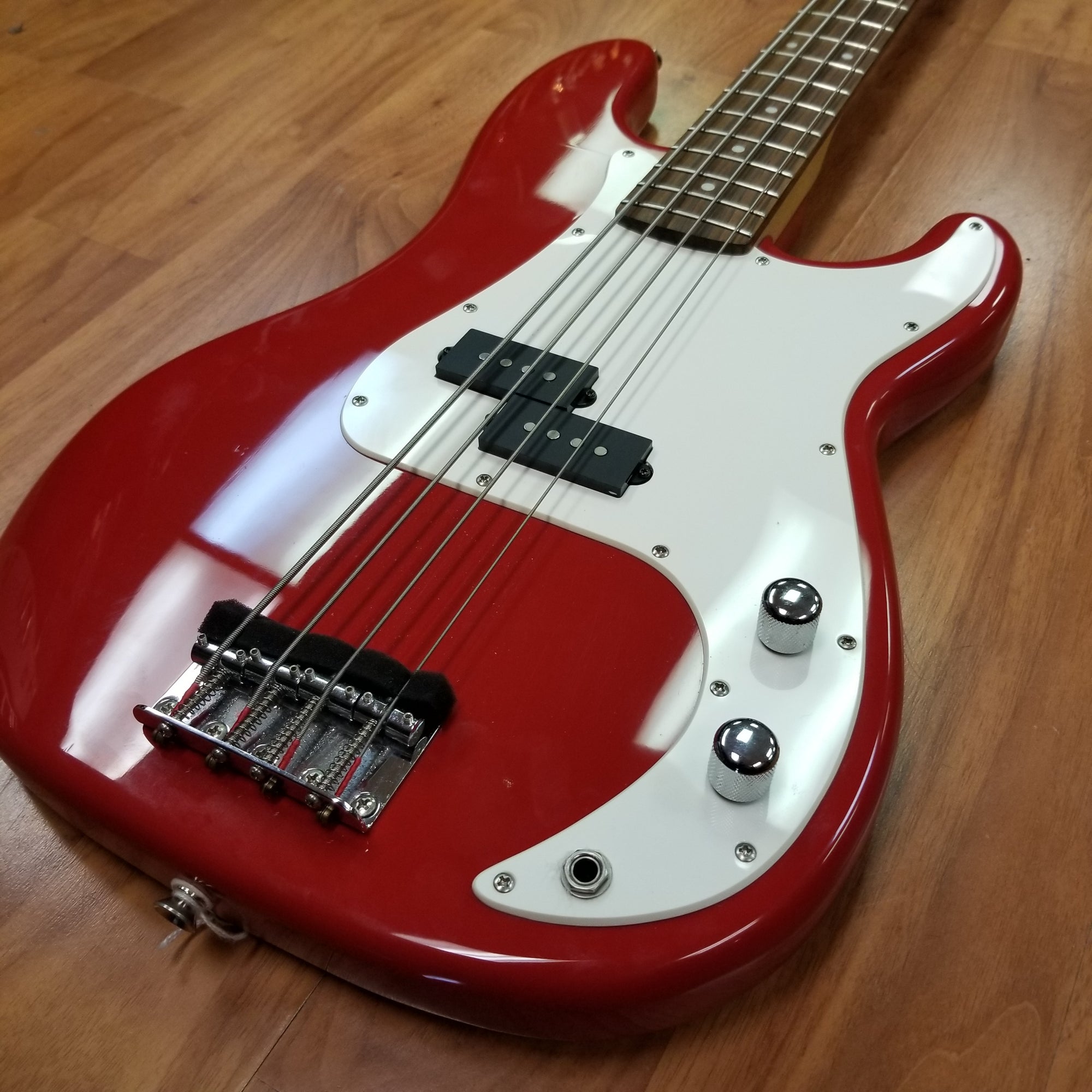 Fender Squier P-Bass Electric Bass