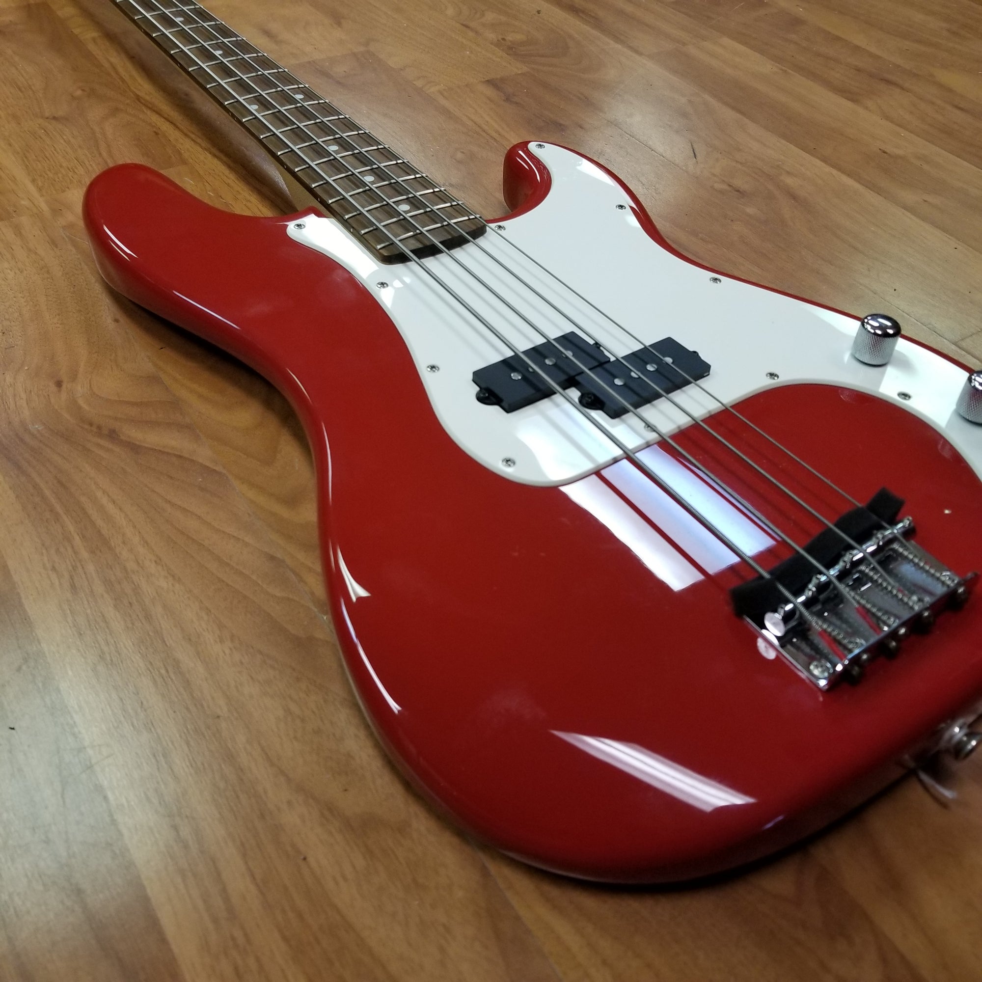 Fender Squier P-Bass Electric Bass - Evolution Music
