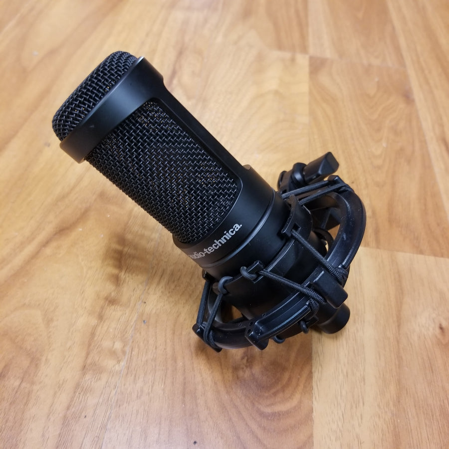 Audio Technica AT2035 Condenser Microphone w/ Mount