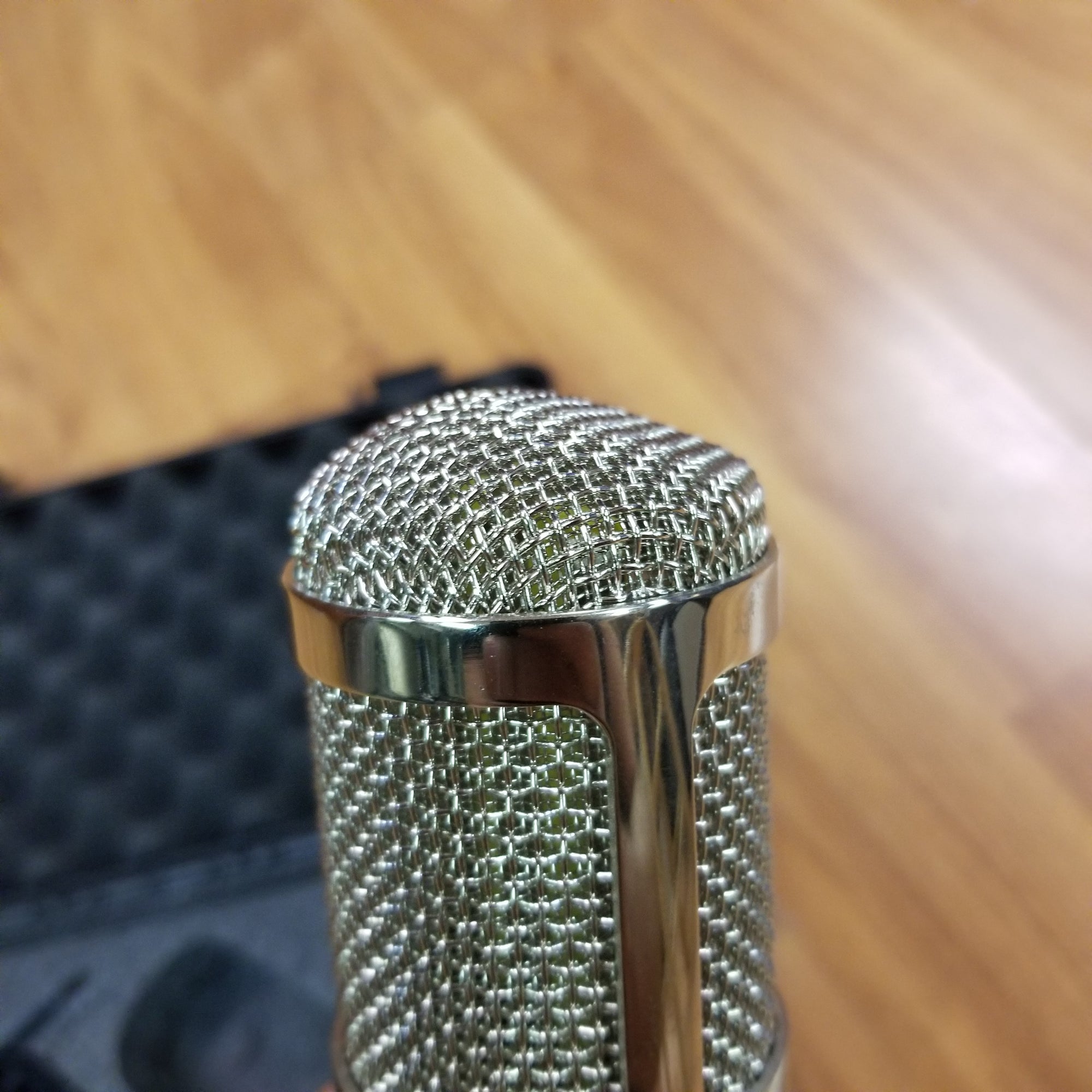 MXL R144 Ribbon Mic w/Case