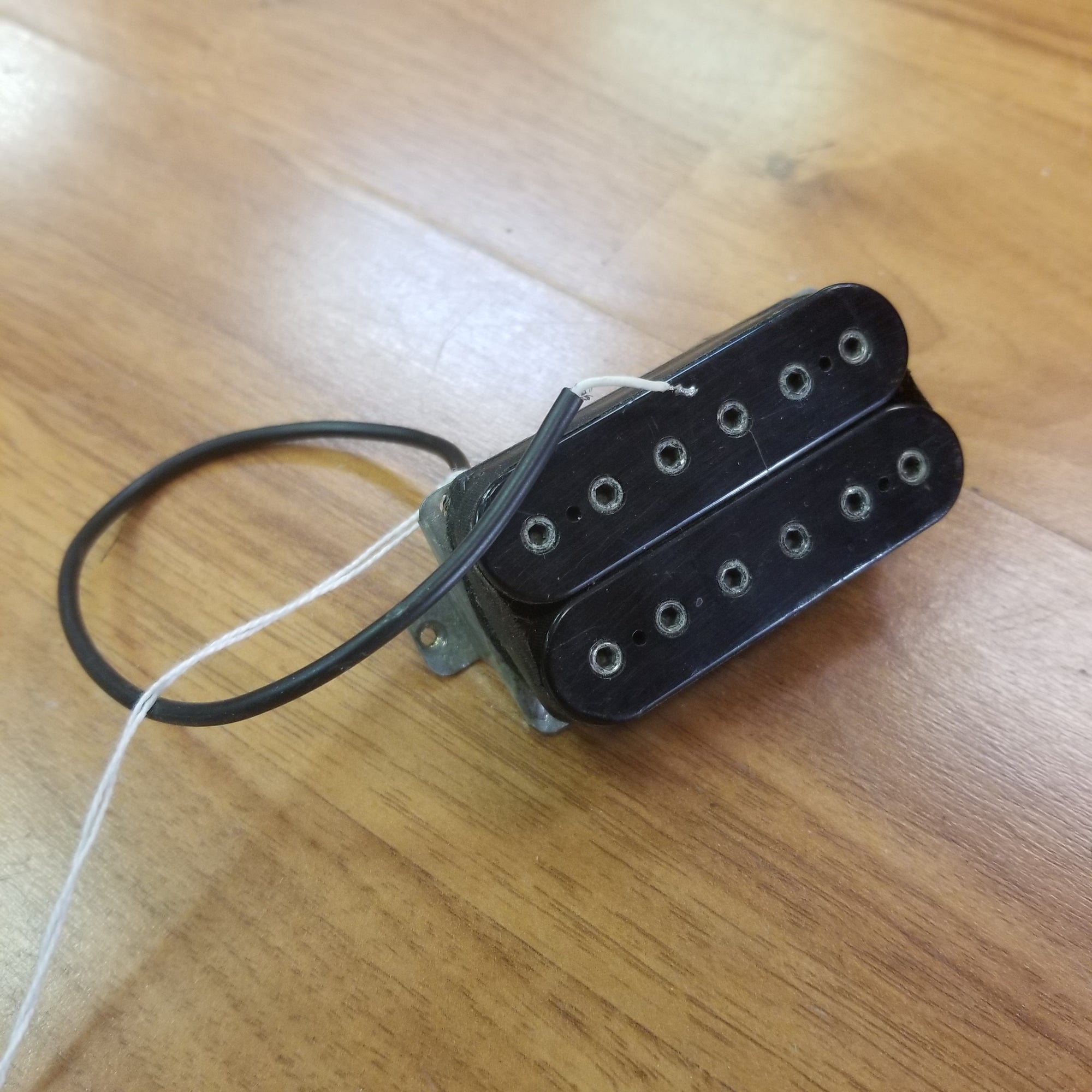 Ibanez V-2 Humbucker, Bridge Position Black