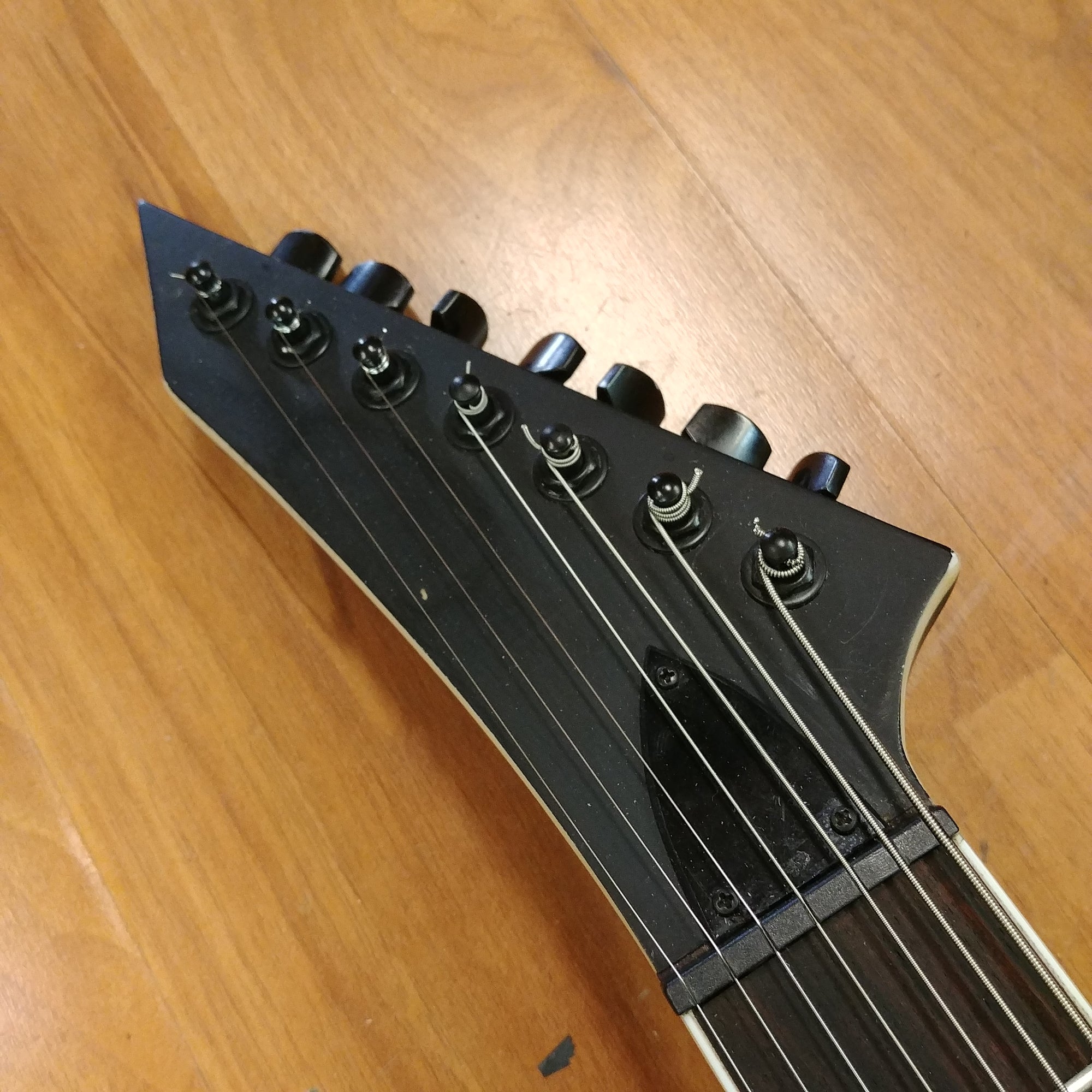 LTD MH-417 LEFTY 7 String