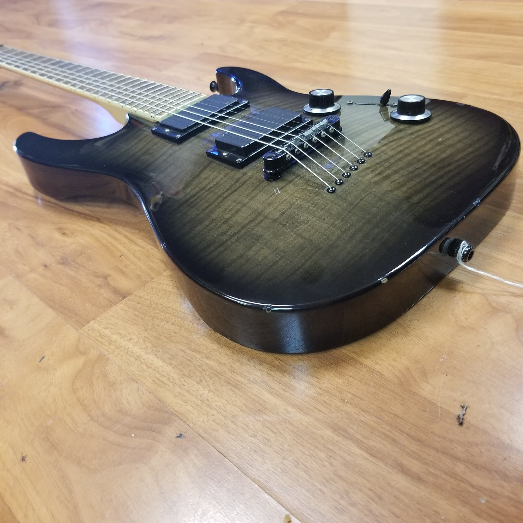 Jackson Dinky w/EMG Pickups