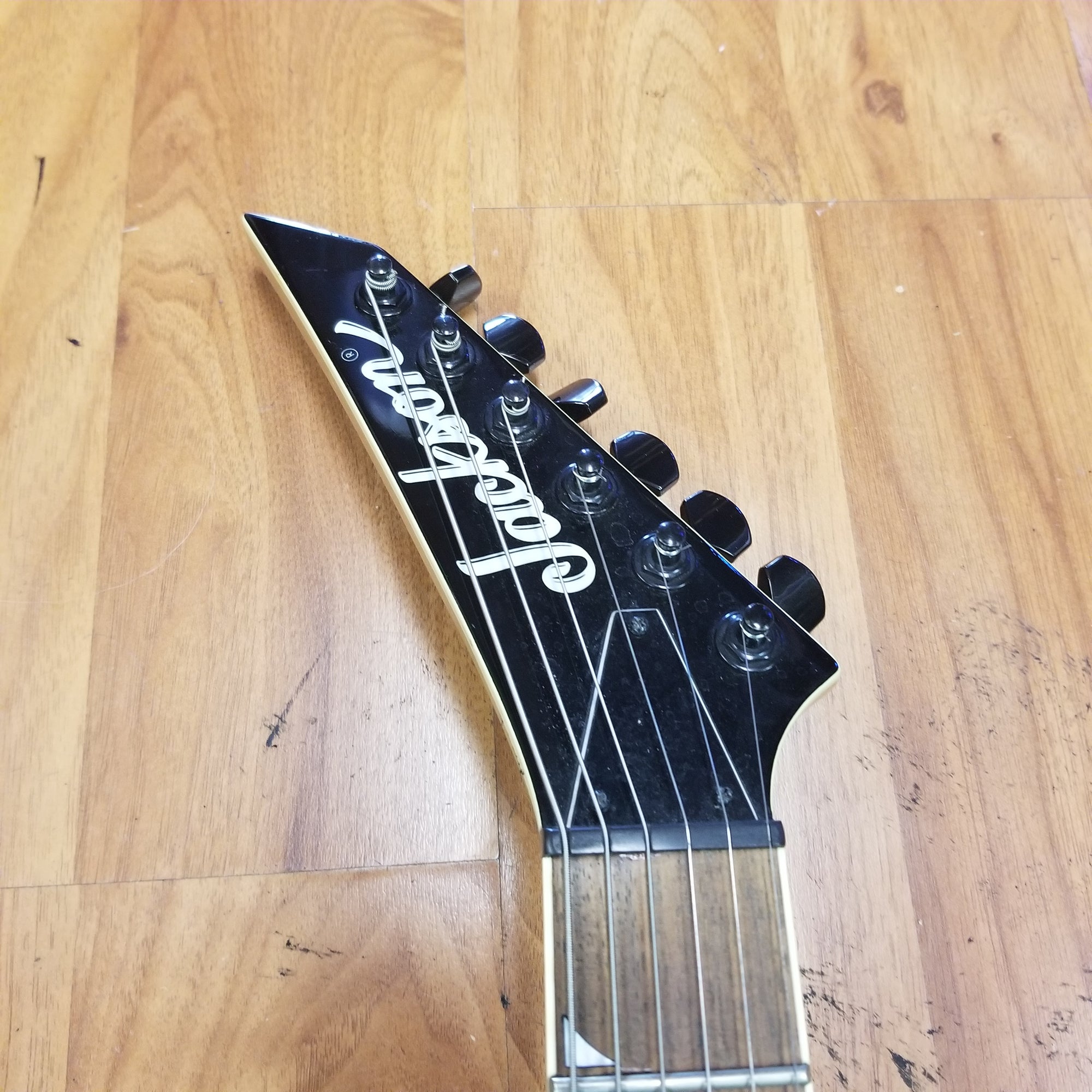 Jackson Dinky w/EMG Pickups