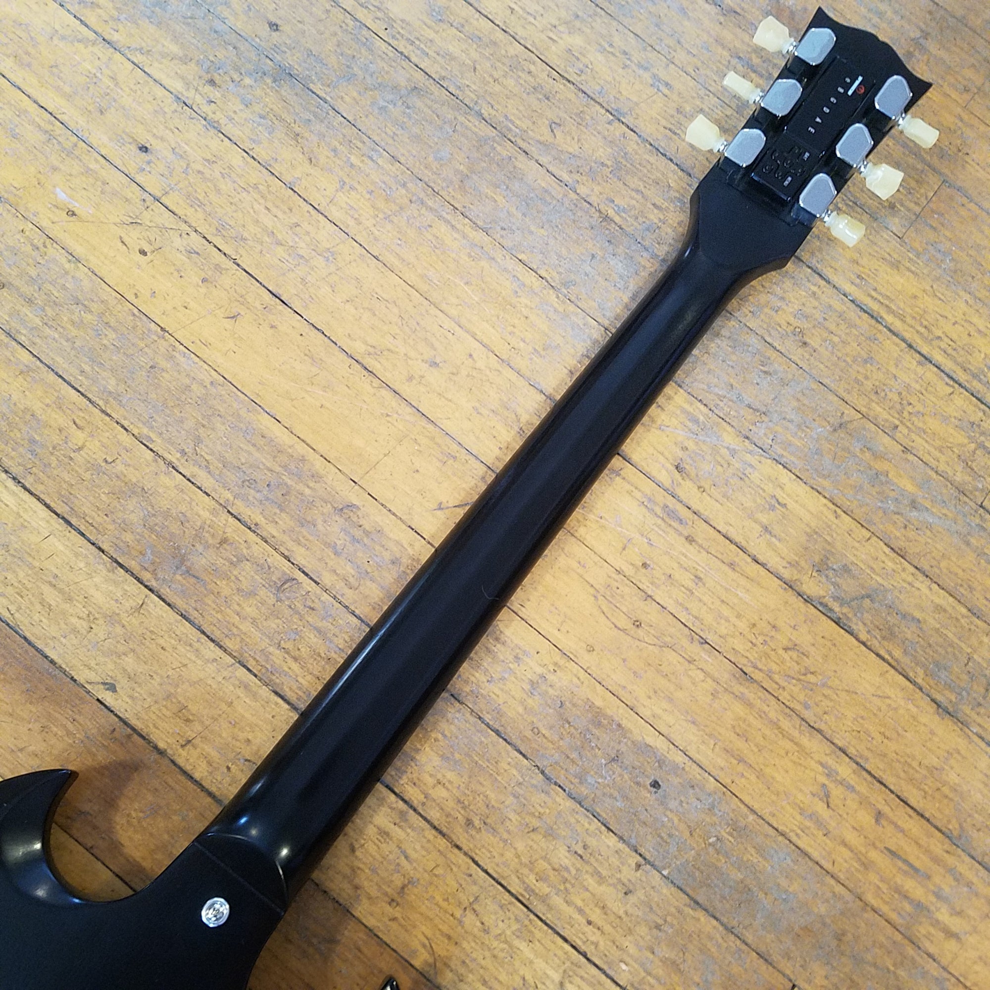 Gibson SG 70s Tribute Ebony Black 2013 with min-ETuners and padded gig bag