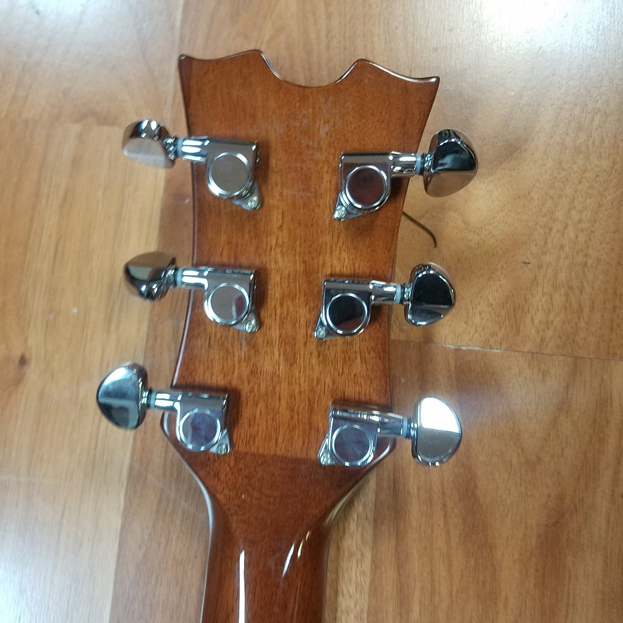 Dean Exotica Lefty Acoustic Electric