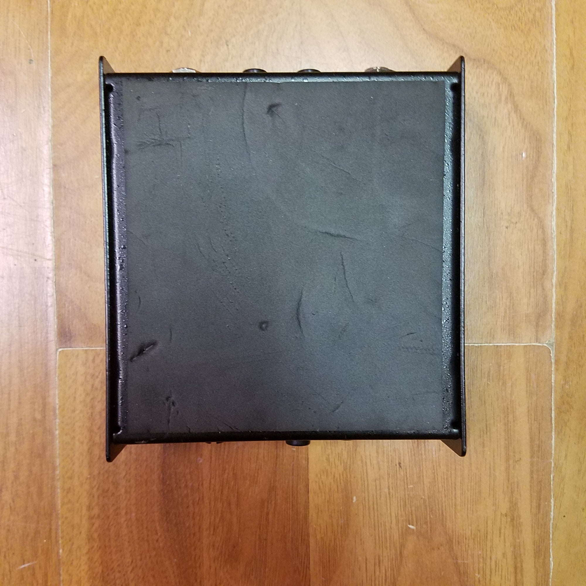 Livewire Direct Box Model ADI