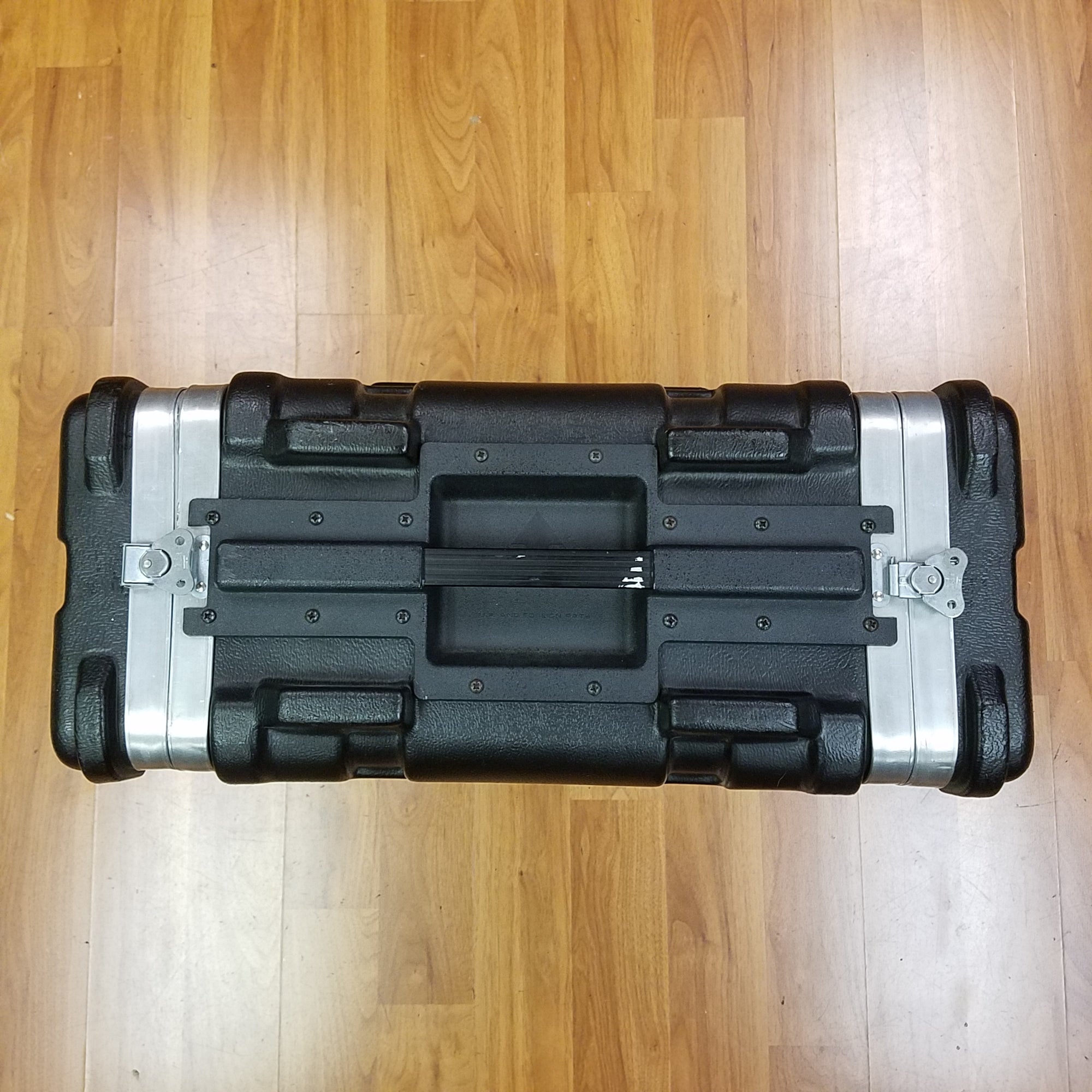 SKB 4U Space Molded Rack Case