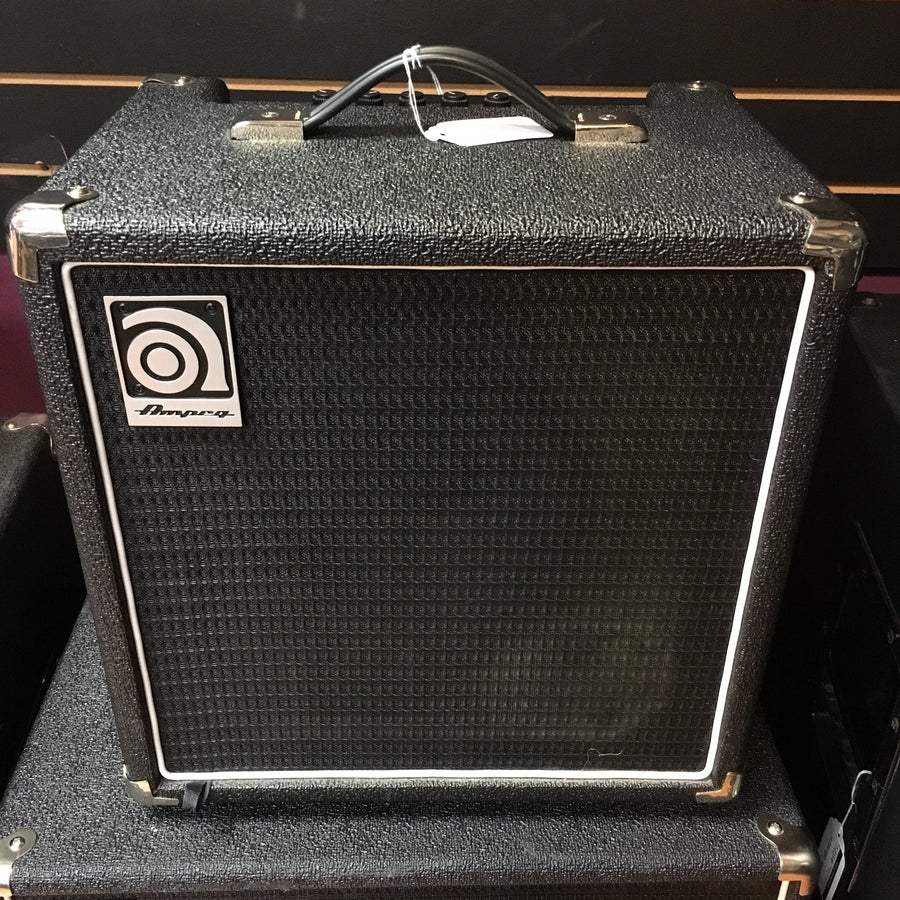 Ampeg BA-108 Bass Combo Amp