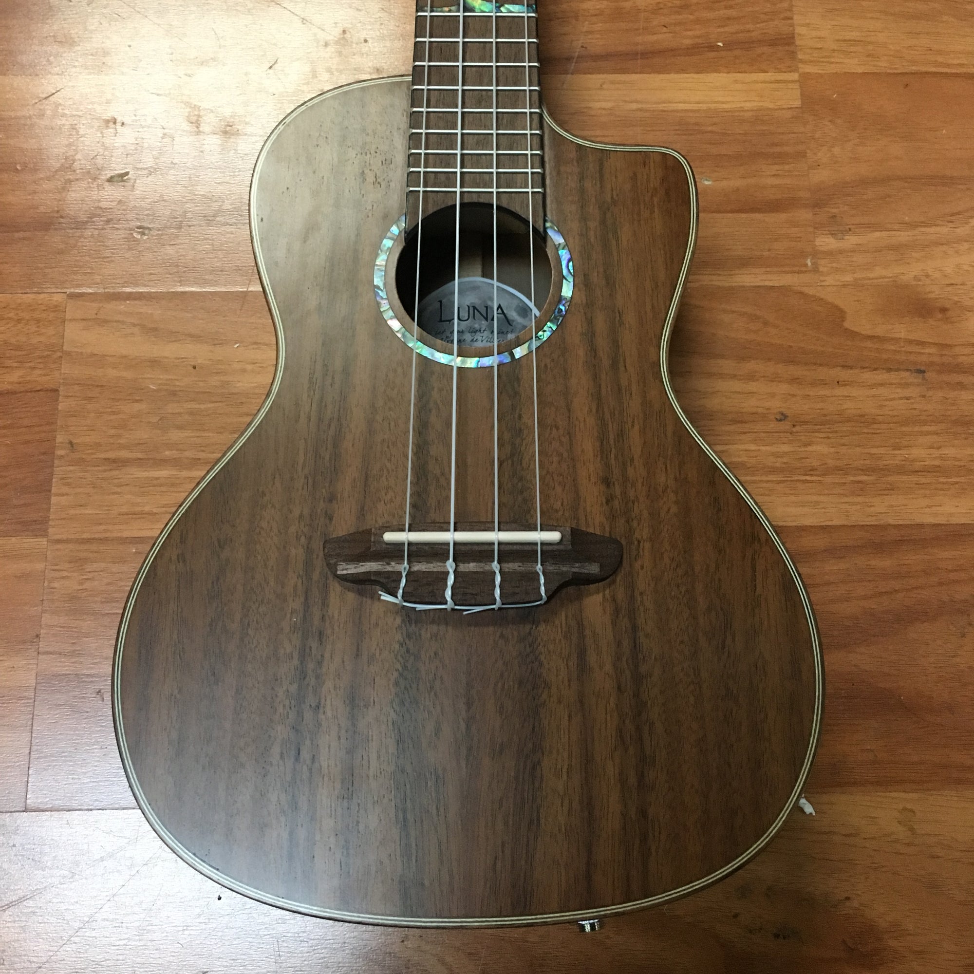 Luna HTC Koa Concert Ukulele