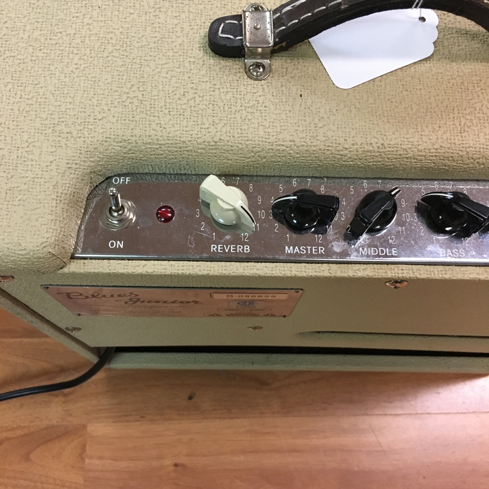 Fender Blues Junior USA Blonde All Tube Guitar Combo Amp 15 Watts