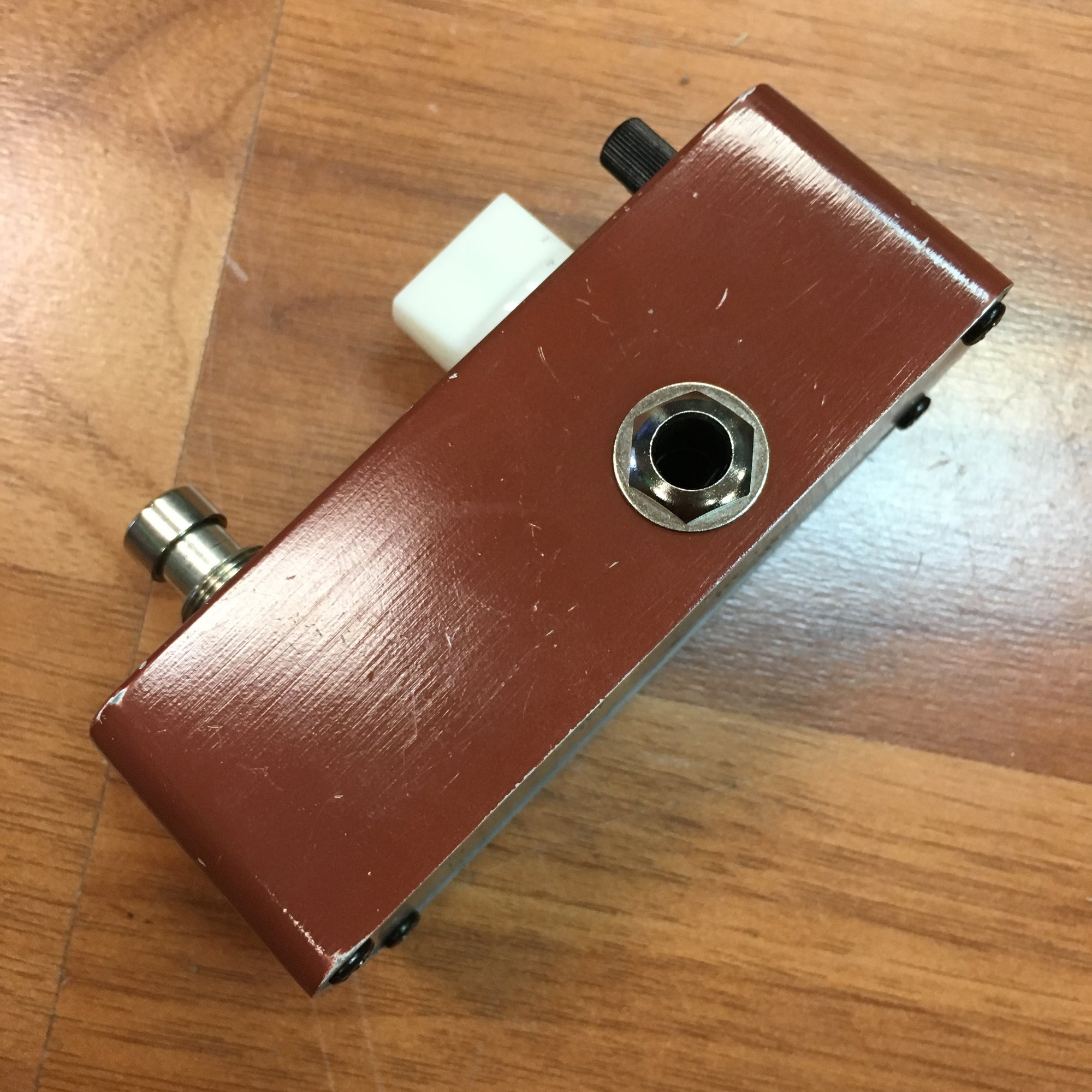 Mooer Pure Octave Effects Pedal