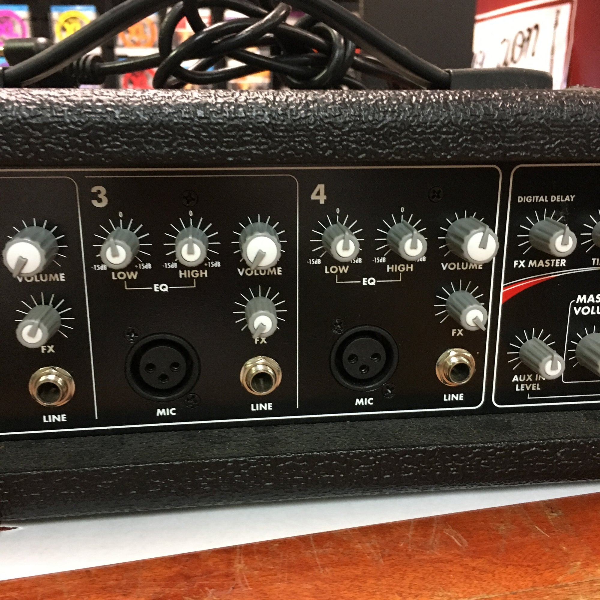 Harbinger HA60 4 Channel PA with Speakers