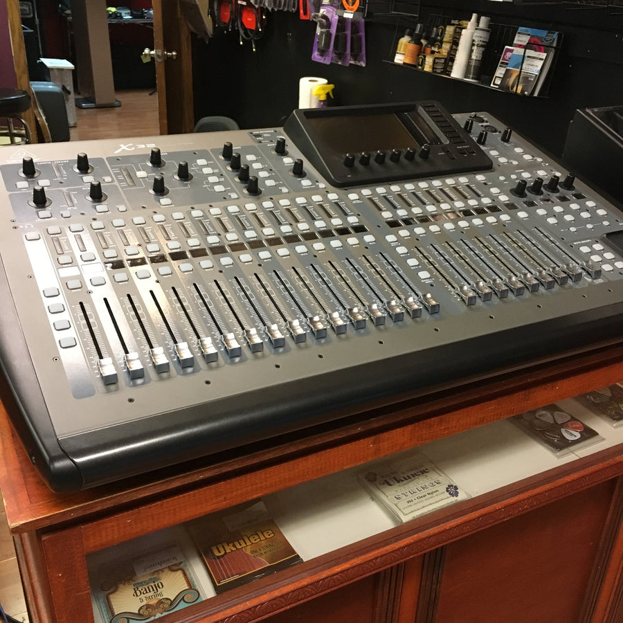 Behringer X32 Digital Mixer