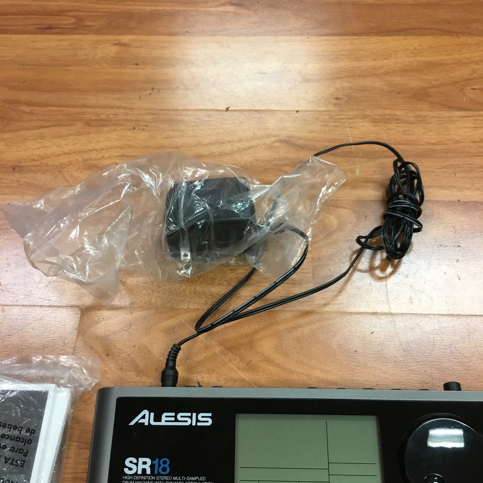 Alesis SR18 Drum Machine with Foot Switches