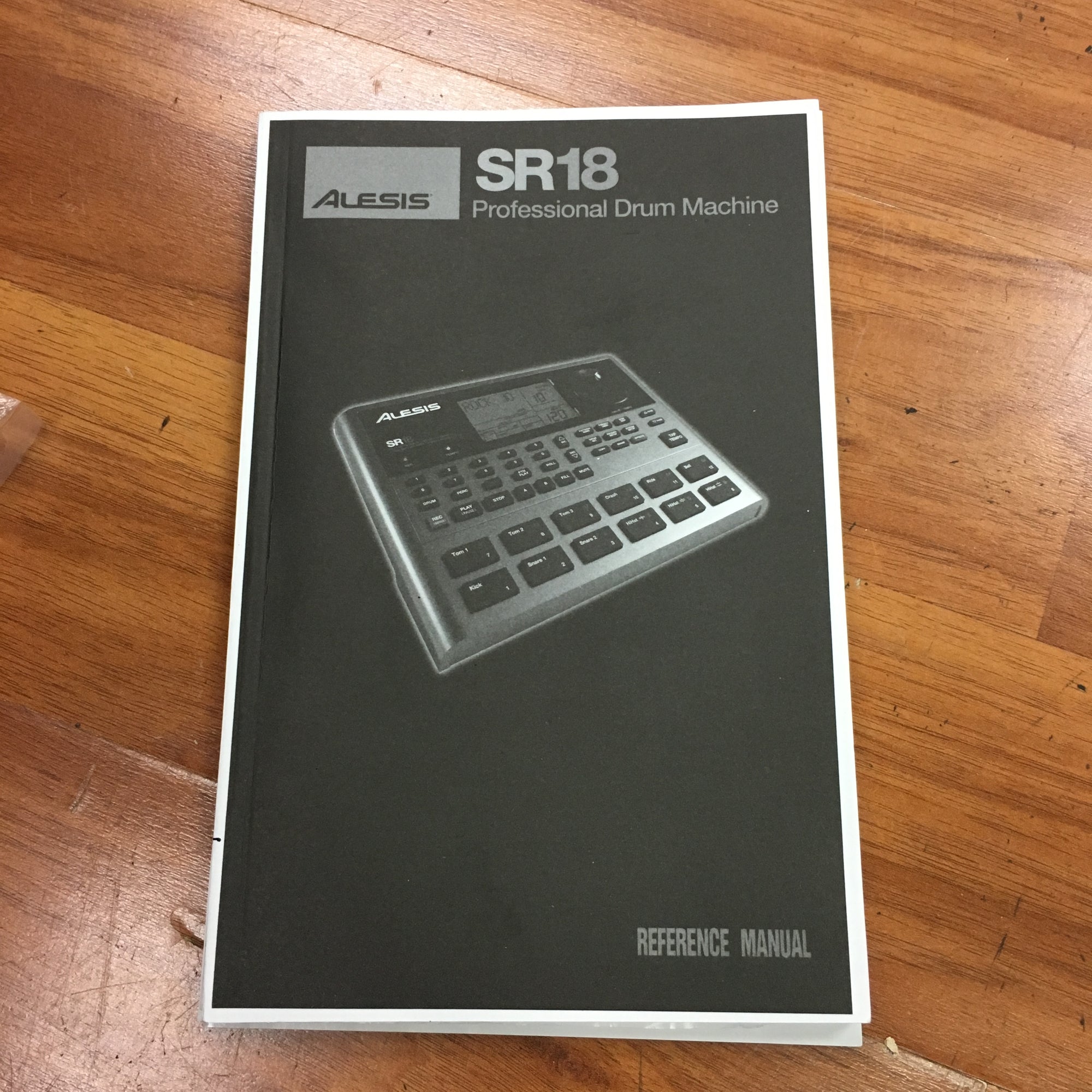 Alesis SR18 Drum Machine with Foot Switches