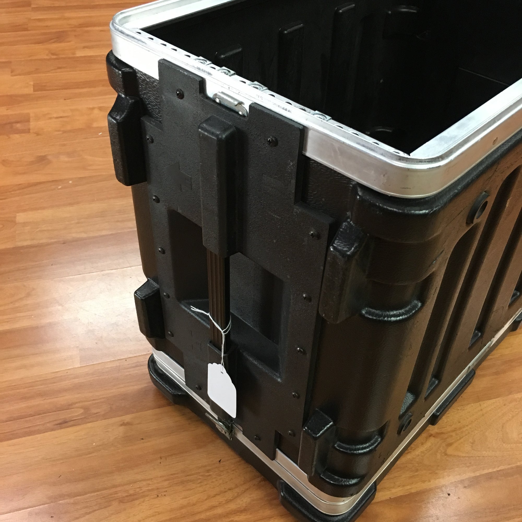SKB 6 Space Rack