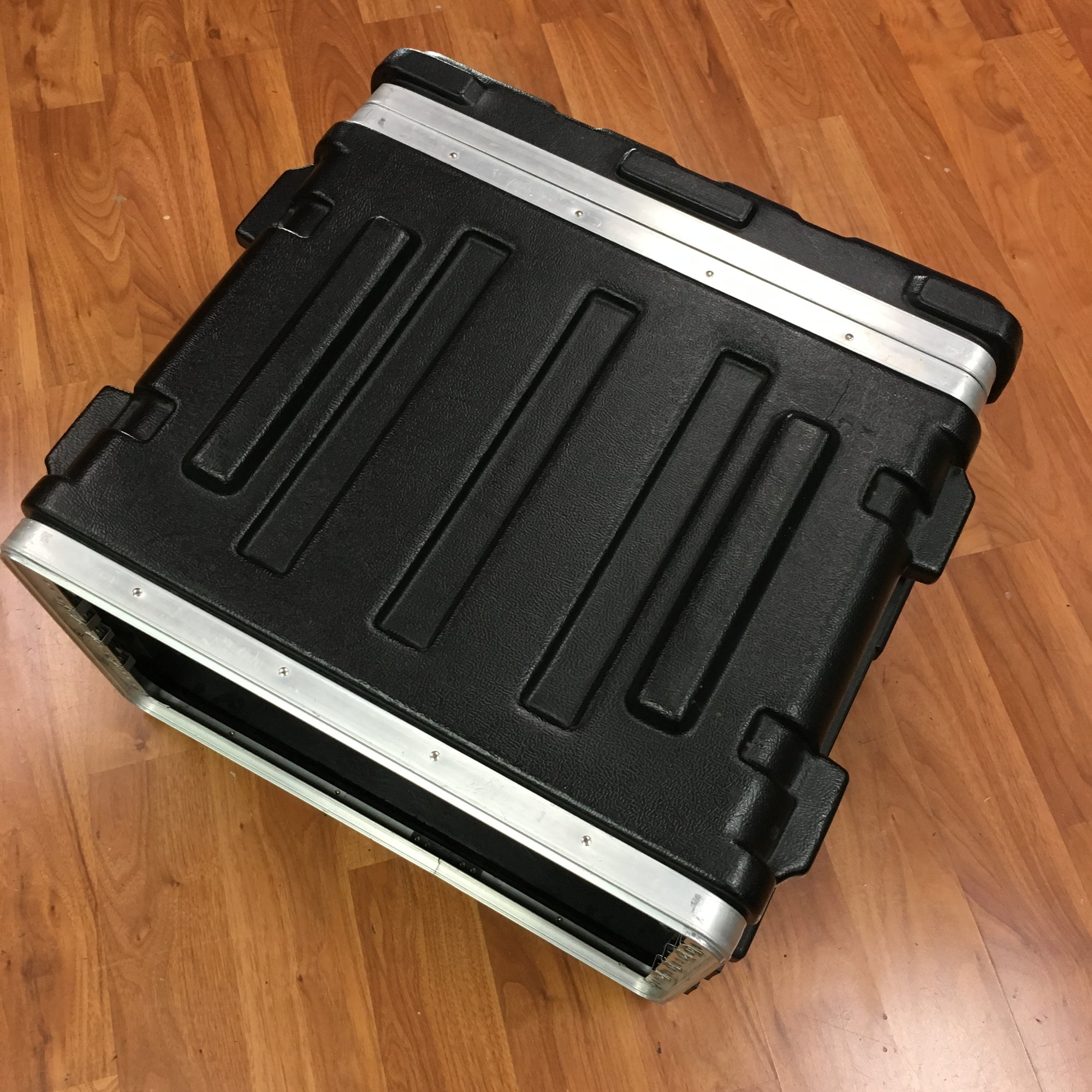 SKB 6 Space Rack