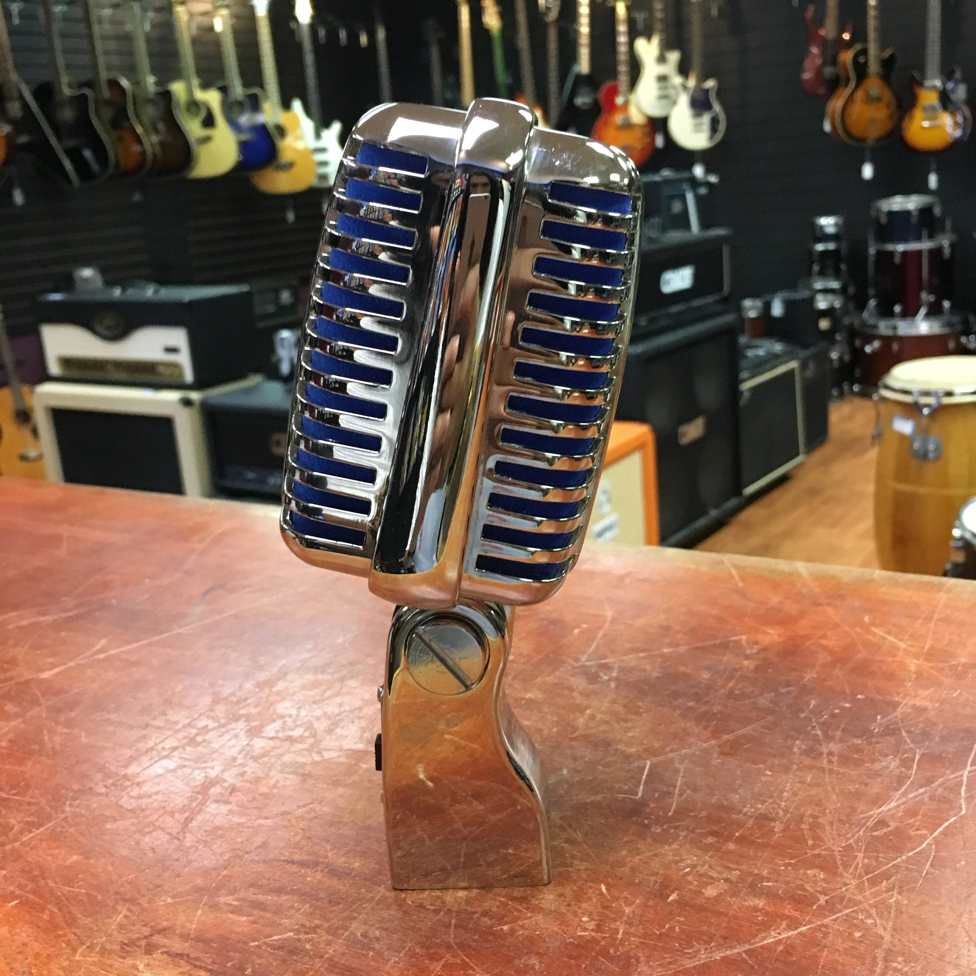 Memphis Blue 600035 Classic Dynamic Microphone