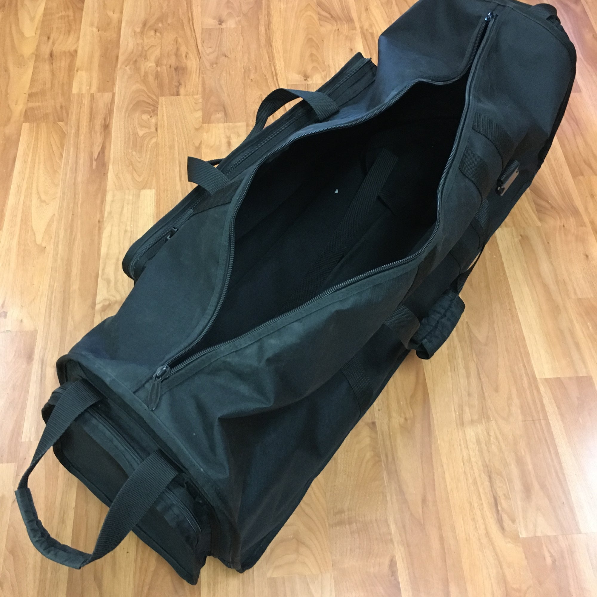 Roadrunner Rolling Hardware Bag