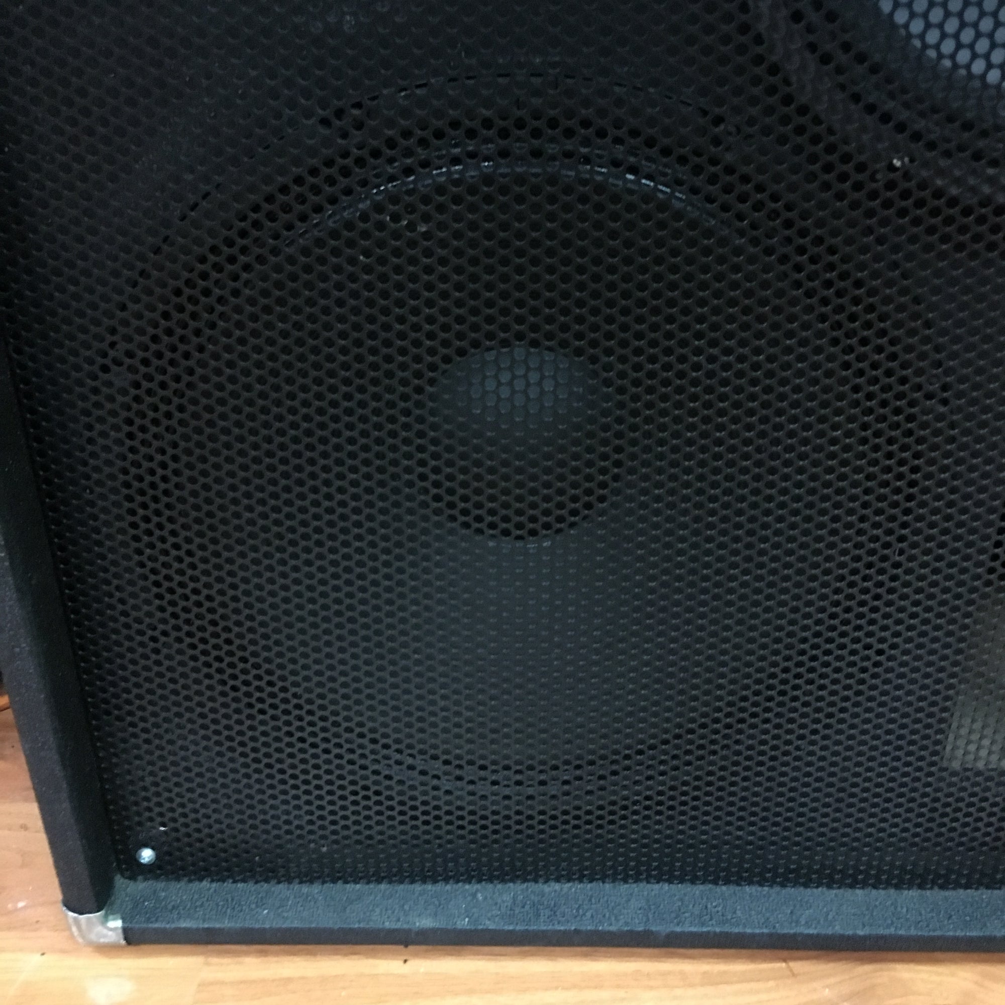 Ampeg SVT1512HE Bass Cabinet 1x15 + 1x12 Speakers Inside