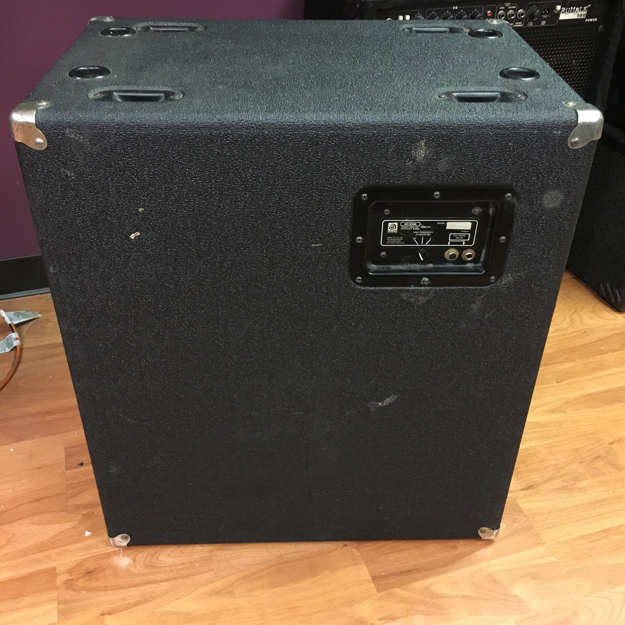 Ampeg SVT1512HE Bass Cabinet 1x15 + 1x12 Speakers Inside