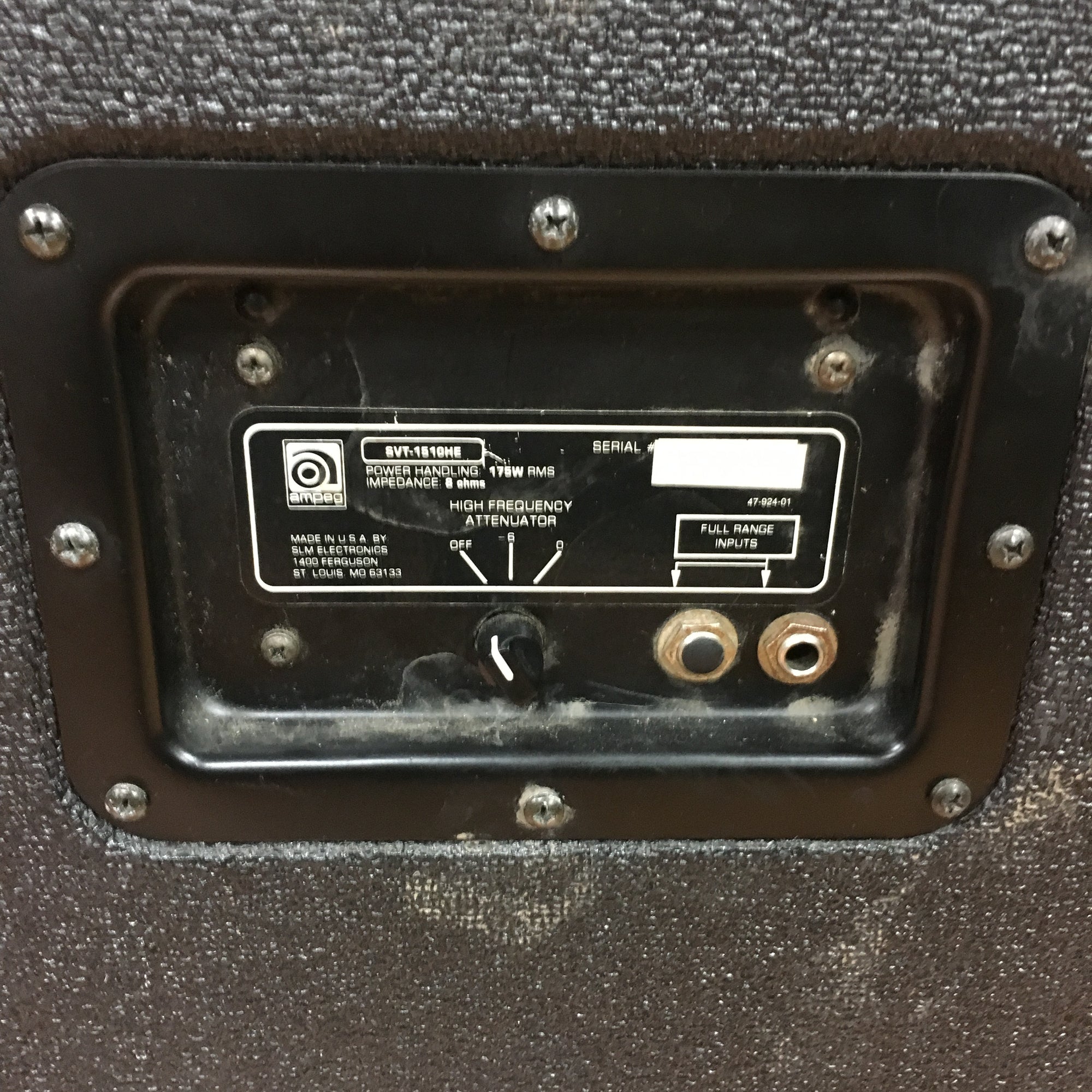 Ampeg SVT1512HE Bass Cabinet 1x15 + 1x12 Speakers Inside