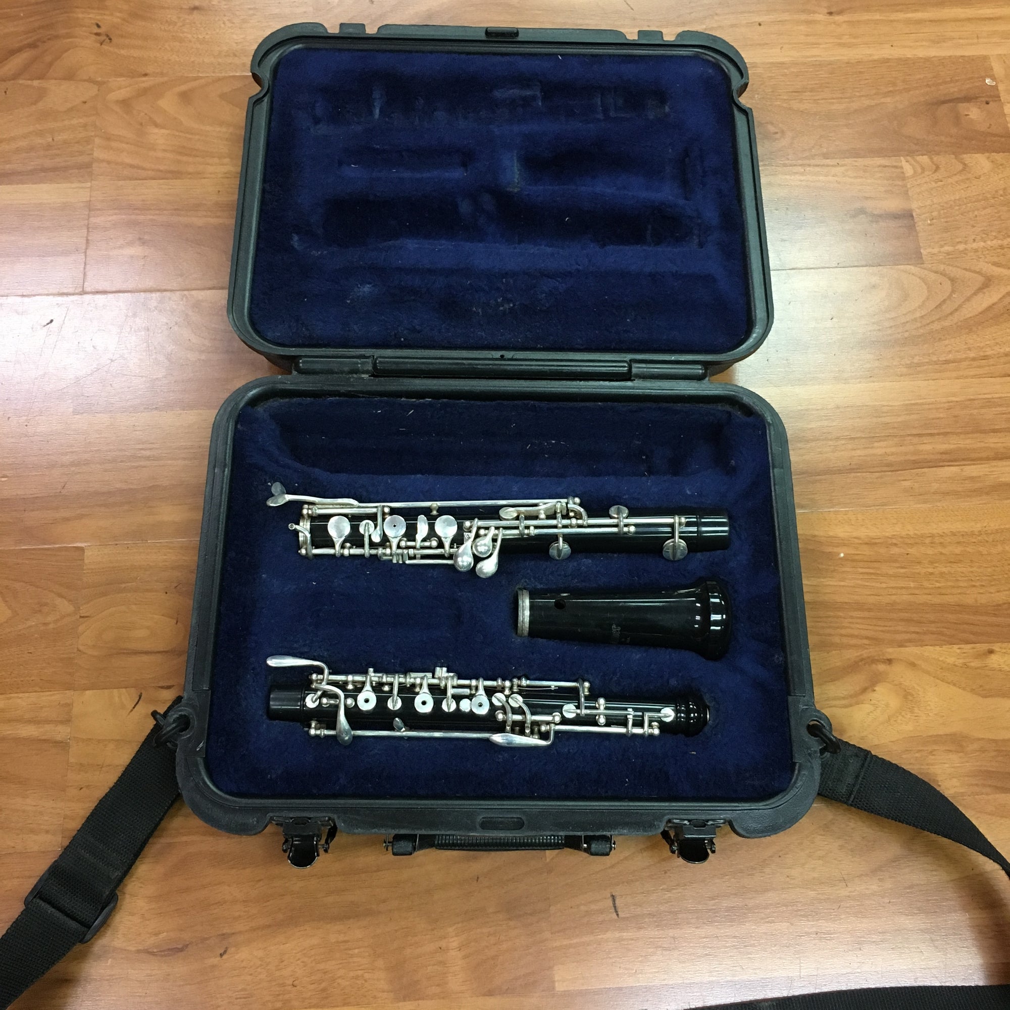 Selmer Oboe w/case