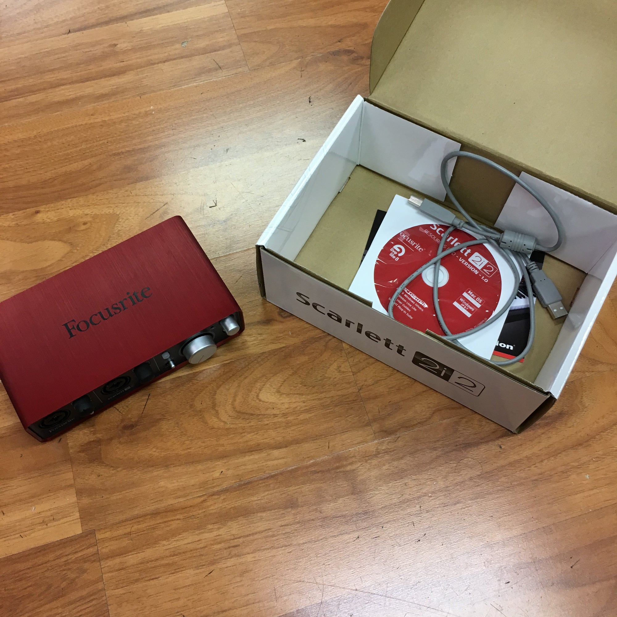 Focusrite Scarlett 2i2