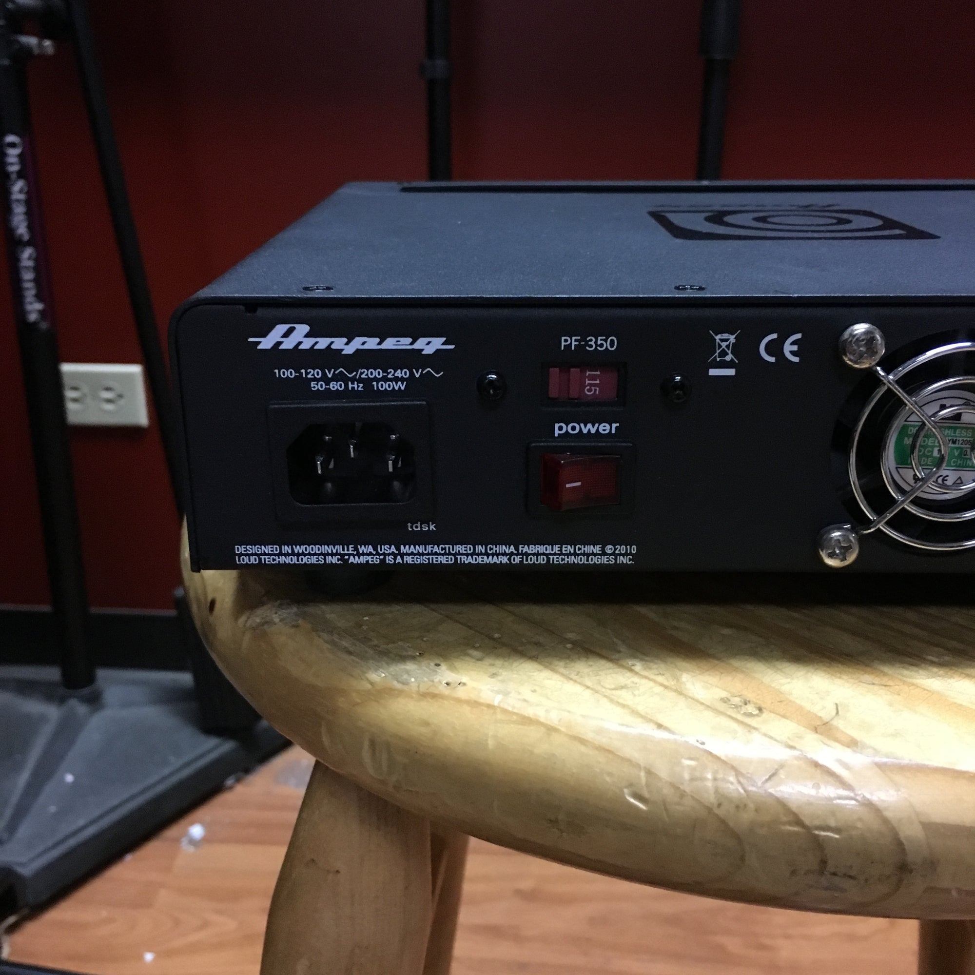 Ampeg PF350 Portaflex Amp Head w/ Case