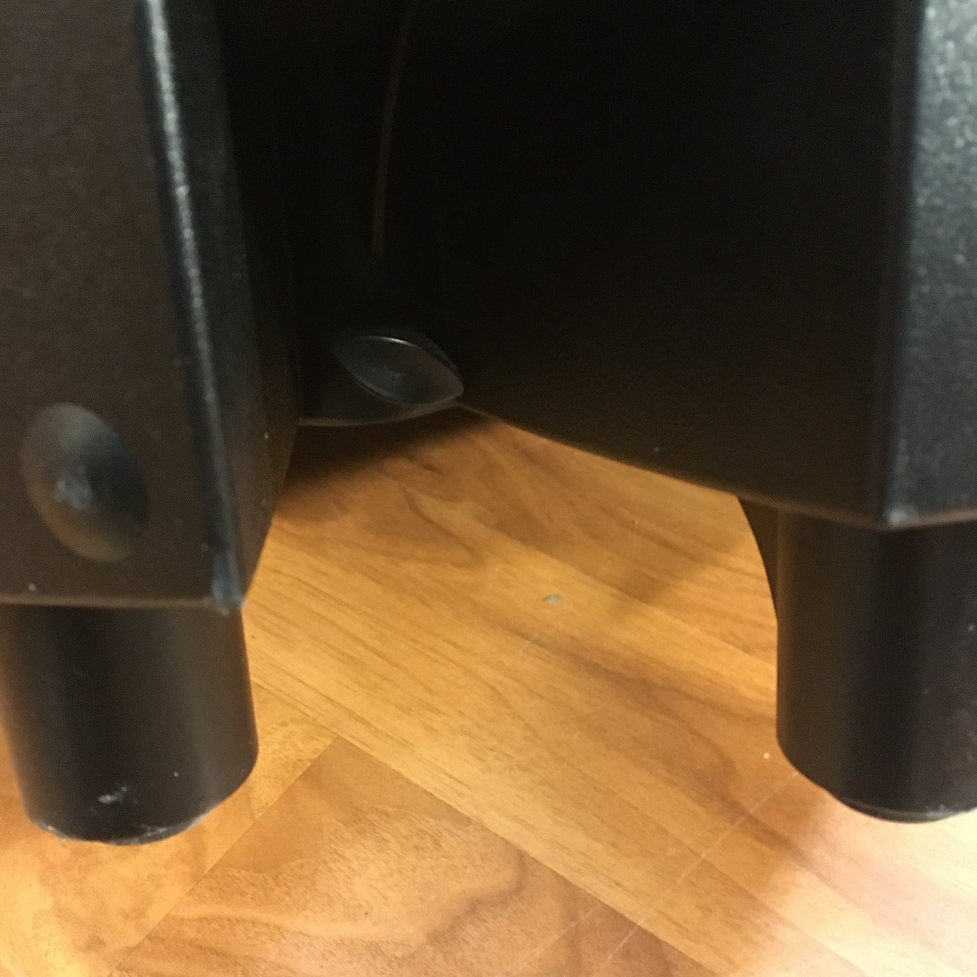 Peavey Dark Matter 115 660W 15in Powered Speaker