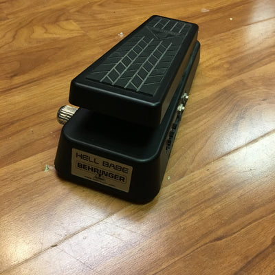 Behringer Hellbabe Wah Pedal