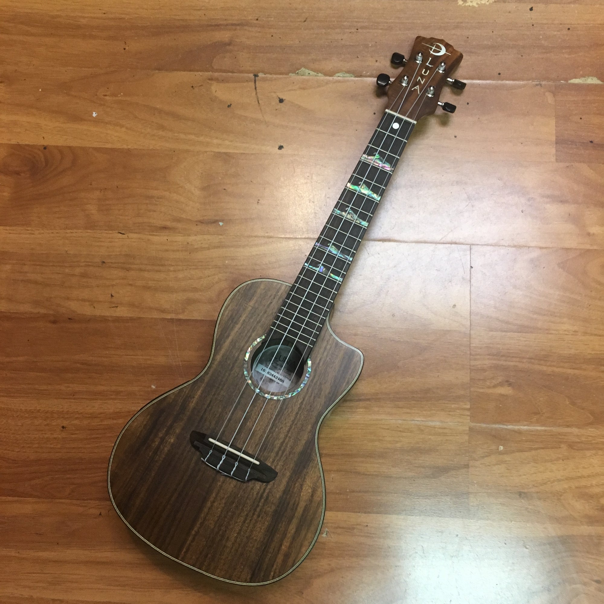 Luna HTC Koa